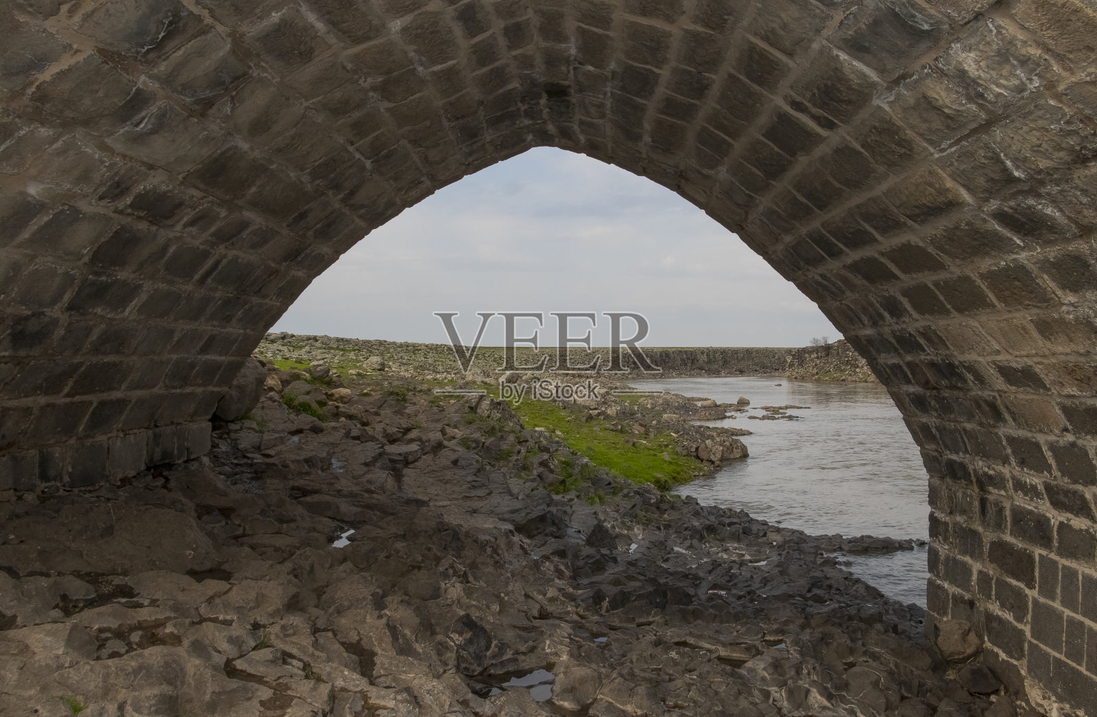 迪拉弗桥（利克·萨内）照片摄影图片