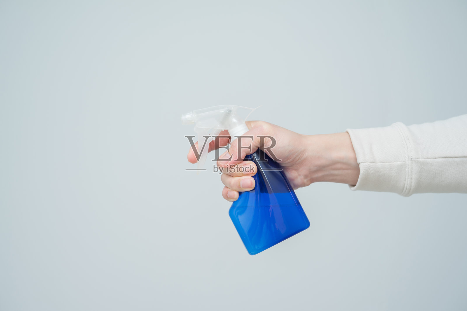 酒精消毒喷雾剂照片摄影图片