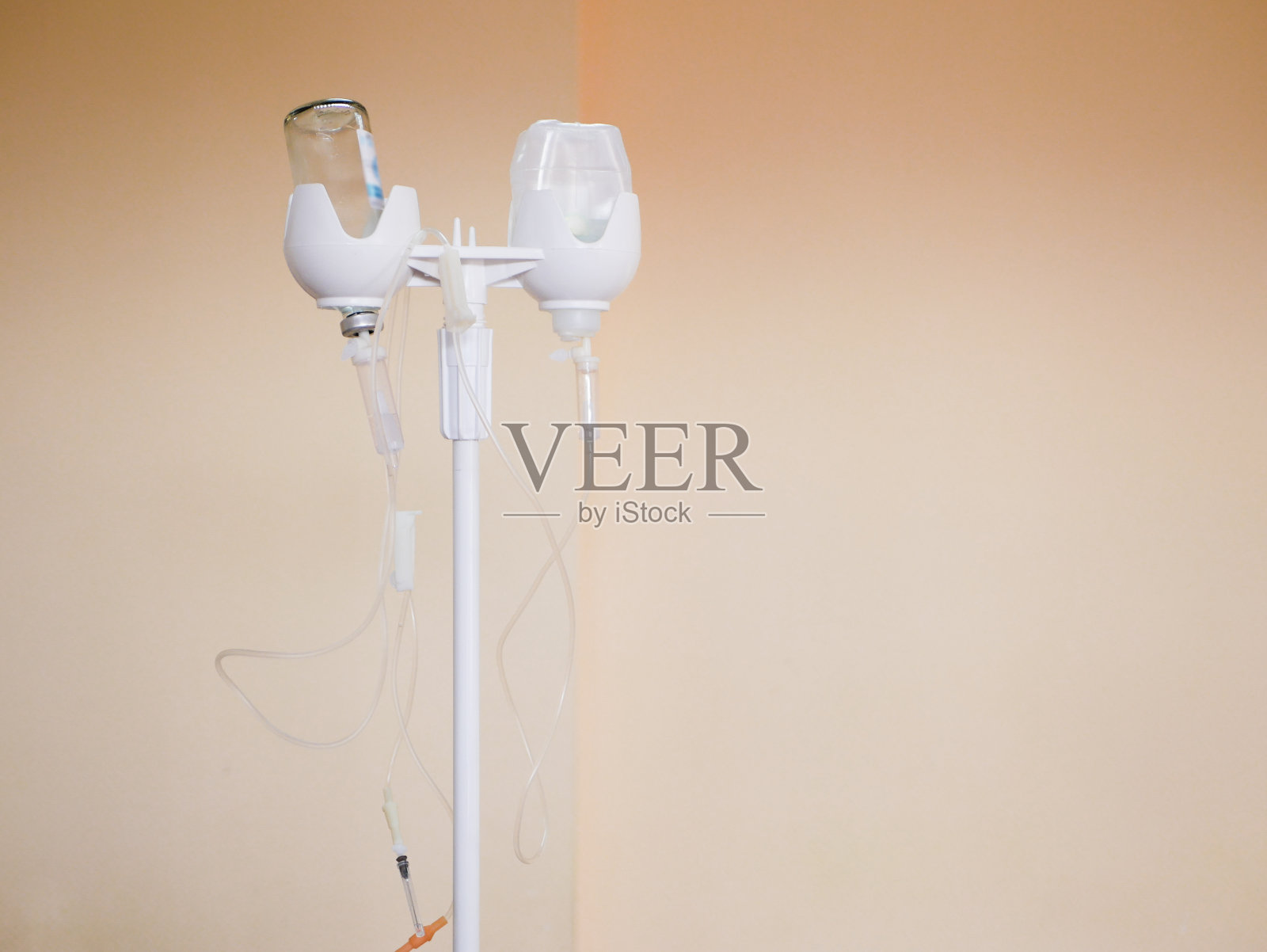 一束玫瑰特写。一束美丽的婚礼花，粉红色的玫瑰照片摄影图片