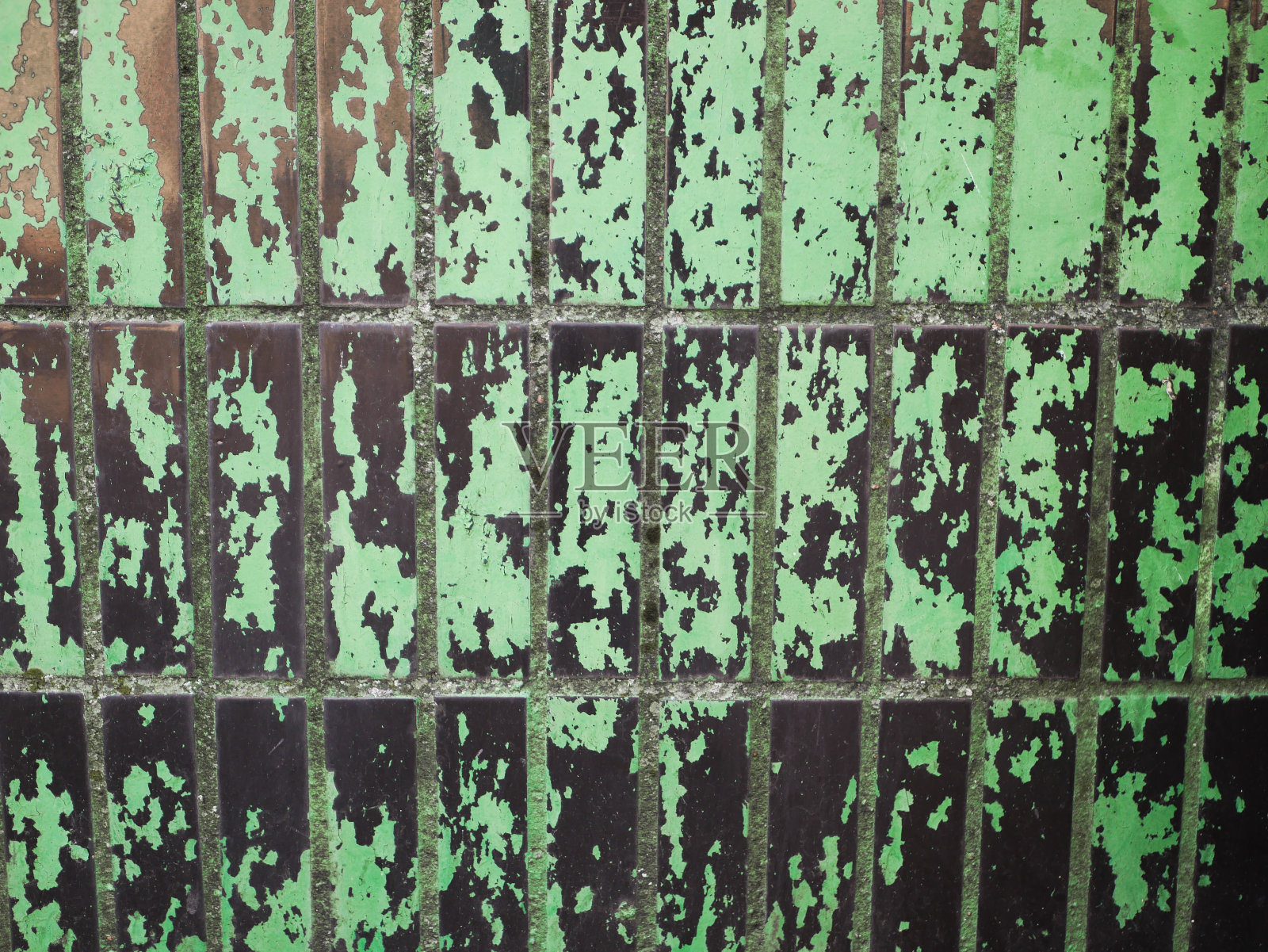 墨绿色瓷砖背景。大的观点。纹理的背景照片摄影图片