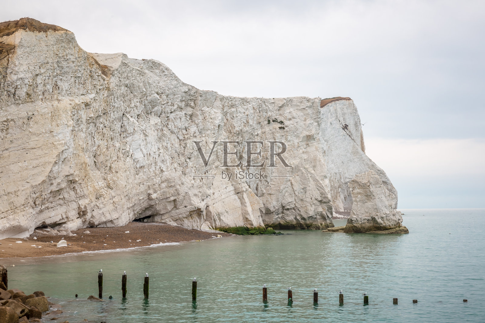 白垩悬崖附近的海福德，南唐斯，英国照片摄影图片