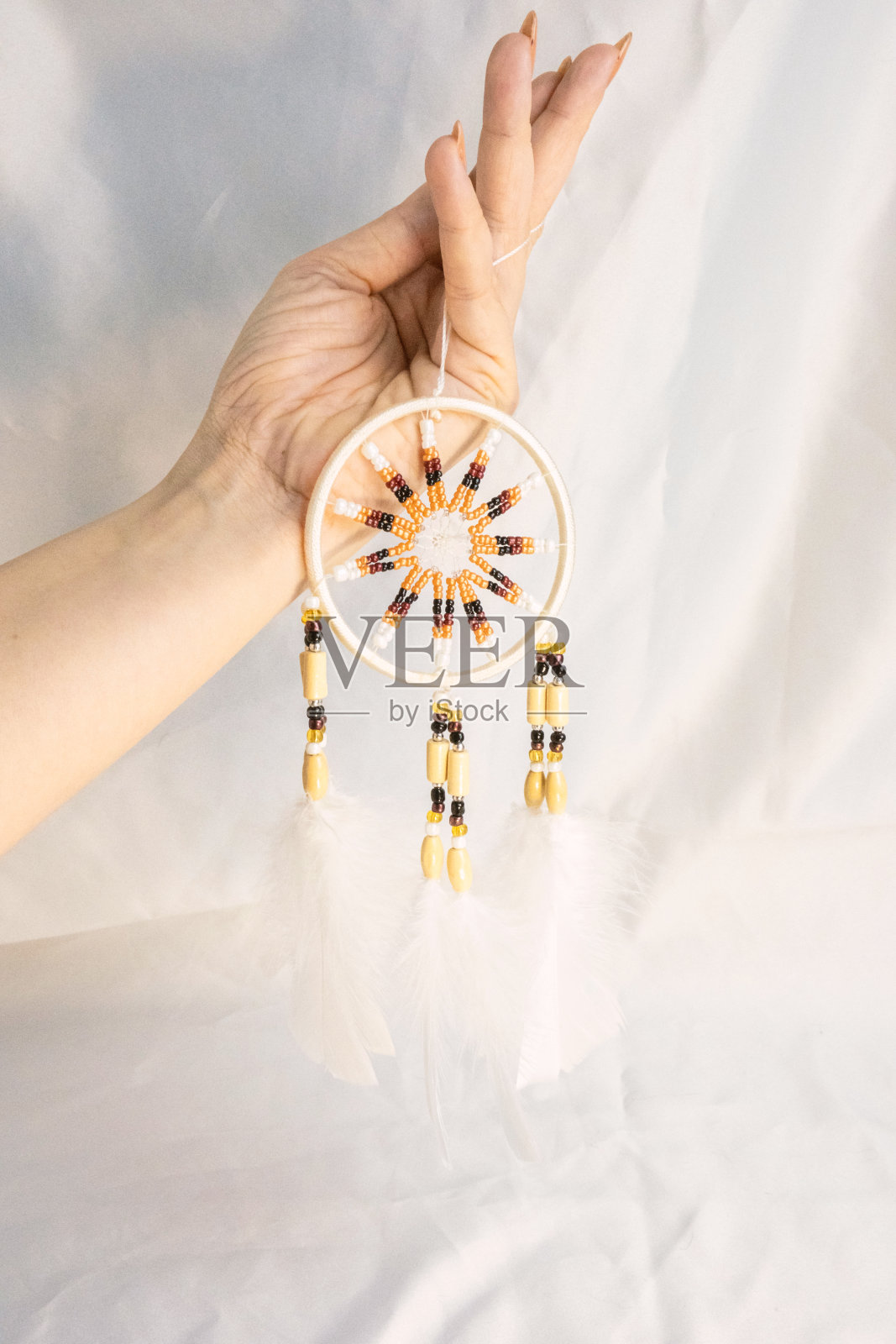 捕梦网女中女中手绸缎照片摄影图片