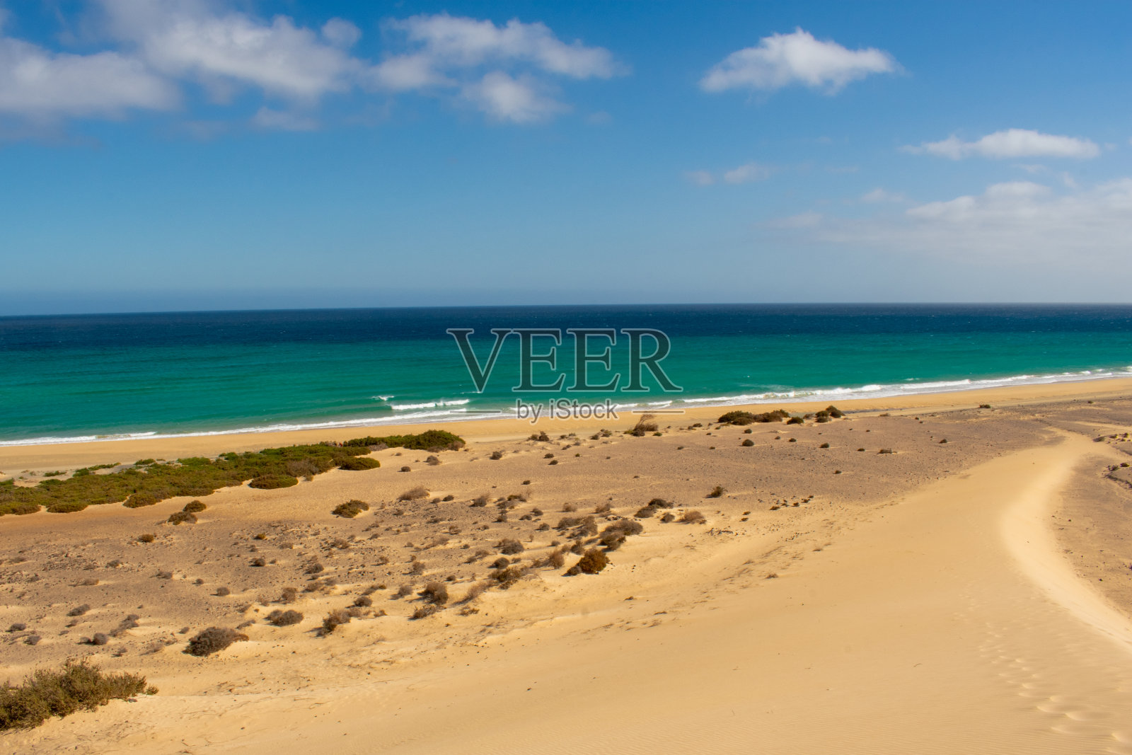 富埃特文图拉，加那利群岛，西班牙。美丽的山脉，海滩和大西洋海岸的风景照片摄影图片