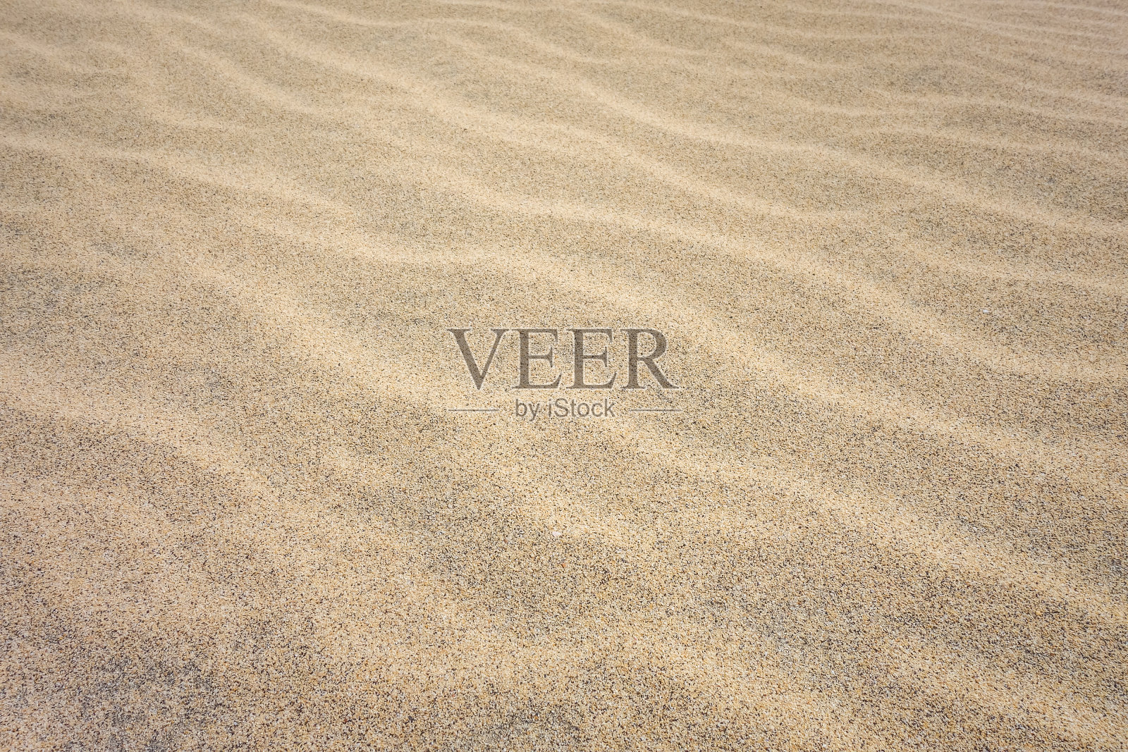 在佛得角萨尔岛圣玛丽亚蓬塔普雷塔海滩的沙子细节照片摄影图片