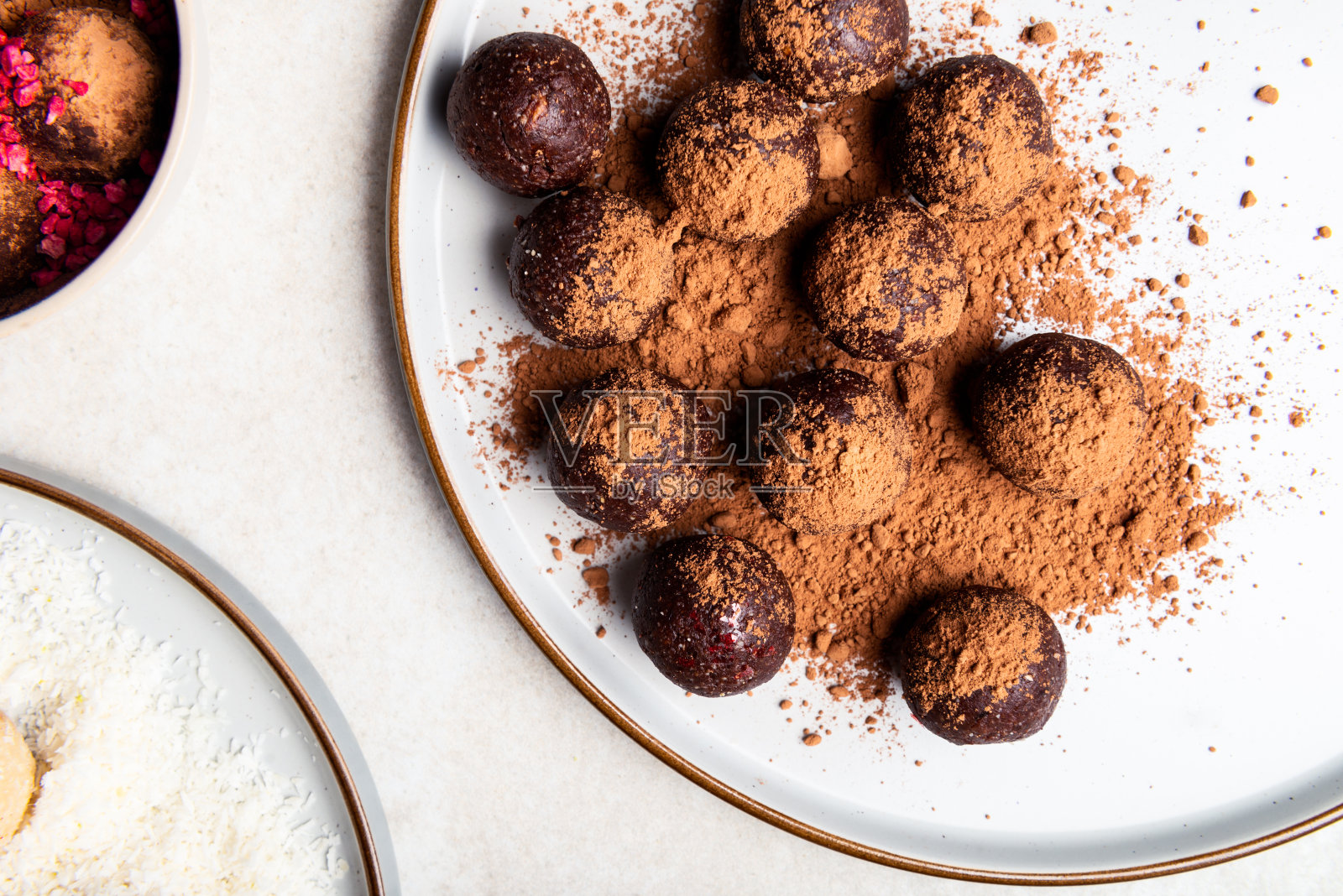 生素食松露或能量球照片摄影图片