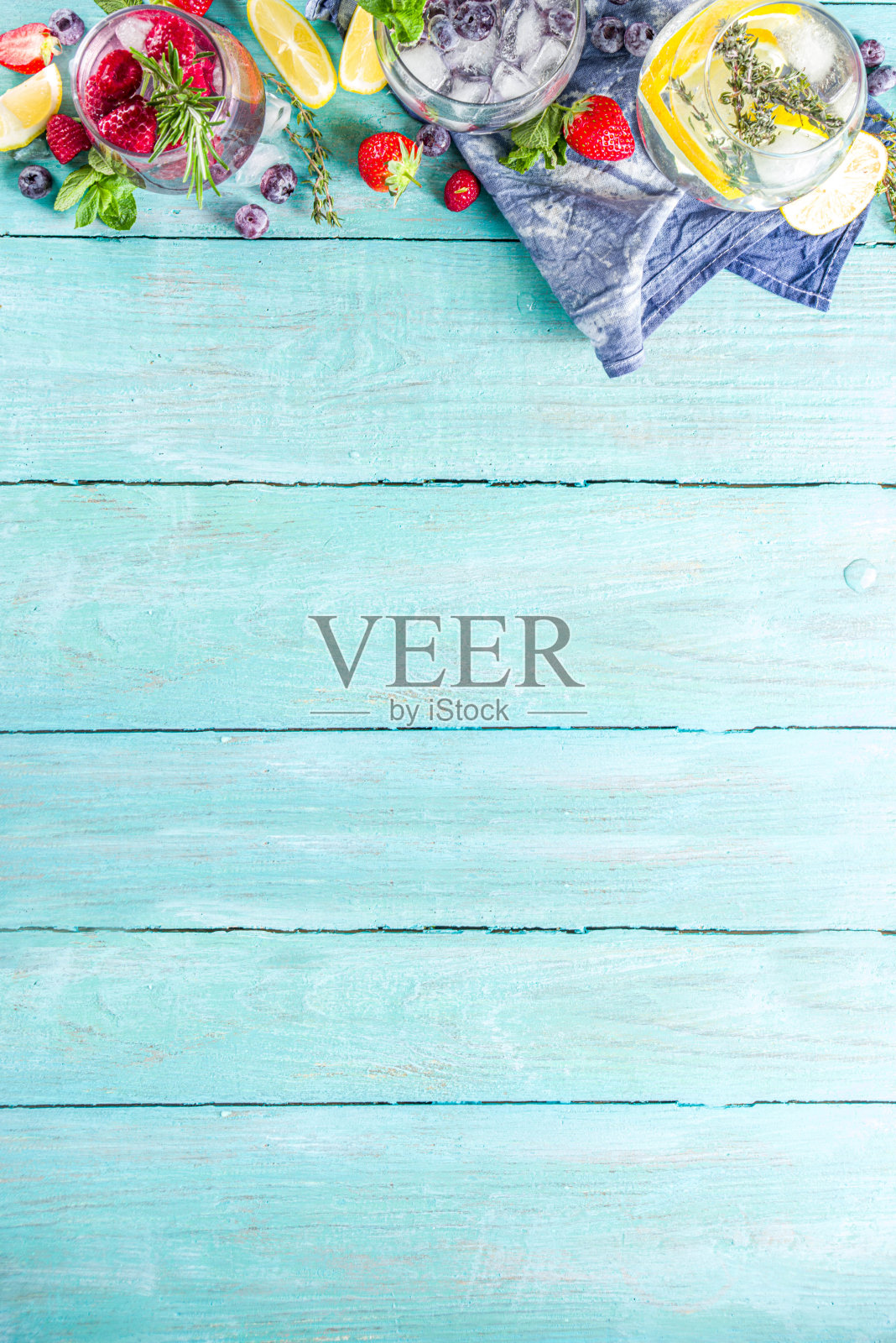 水果和浆果杜松子酒照片摄影图片