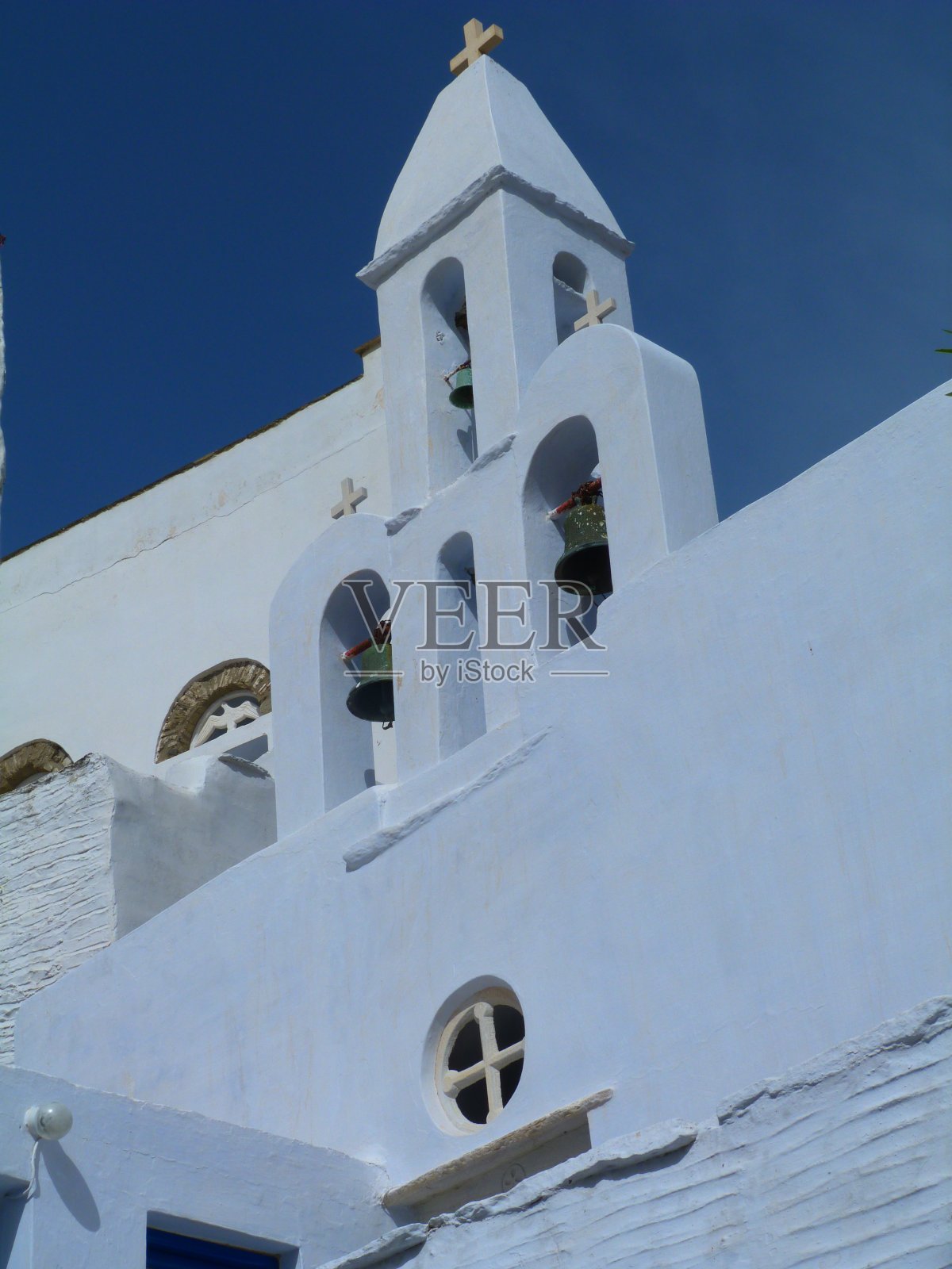 希腊蒂诺斯岛阿纳多斯村的教堂照片摄影图片