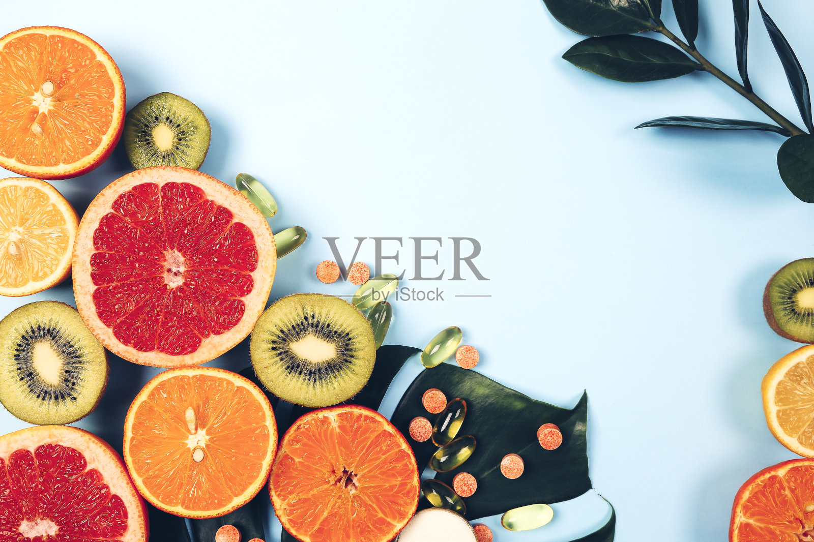 多种维生素和补充新鲜和健康的水果照片摄影图片