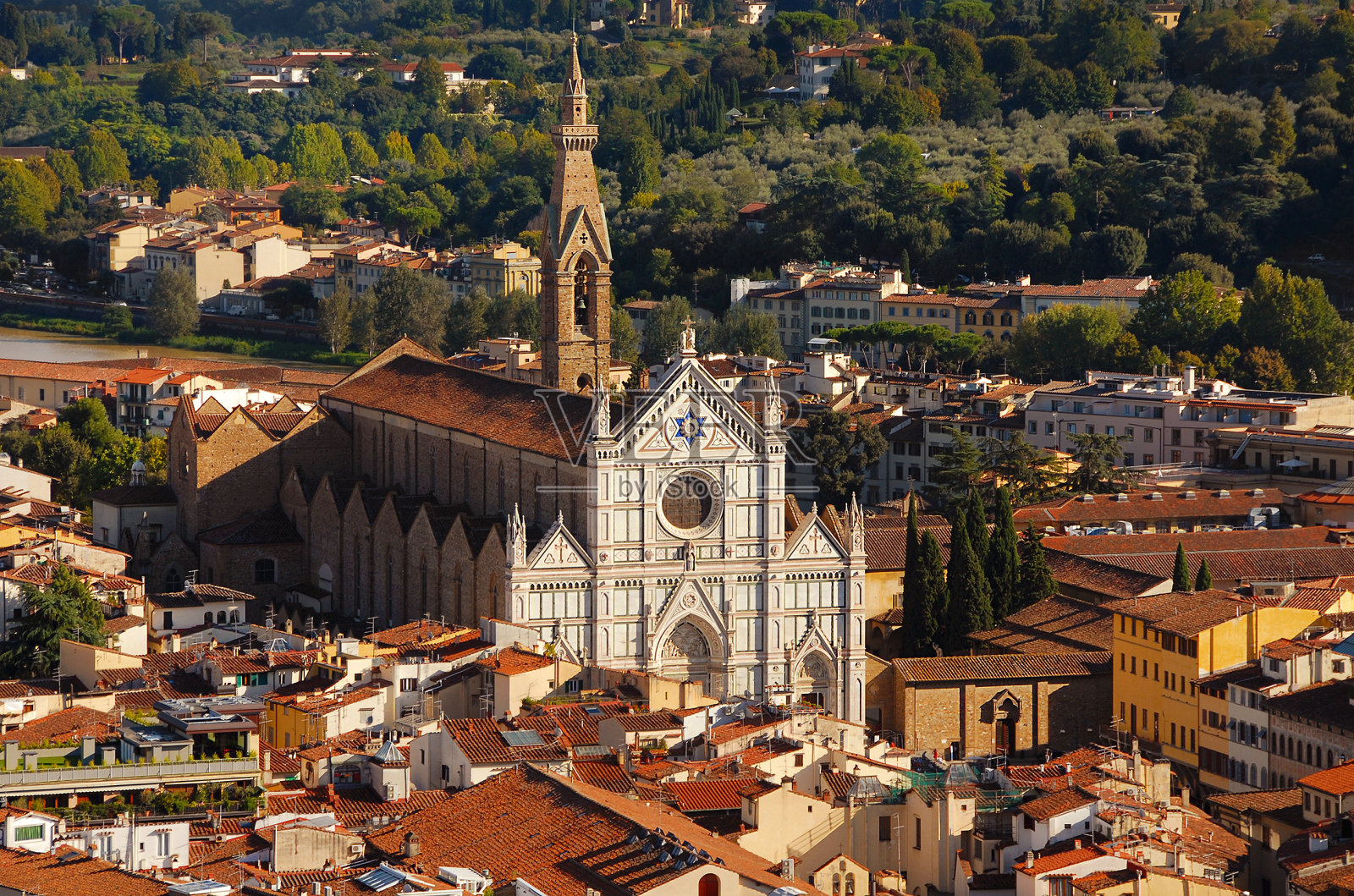 圣十字教堂在佛罗伦萨鸟瞰图照片摄影图片