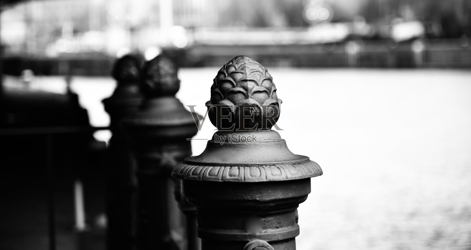 柏林混凝土保护装饰墙的一部分照片摄影图片