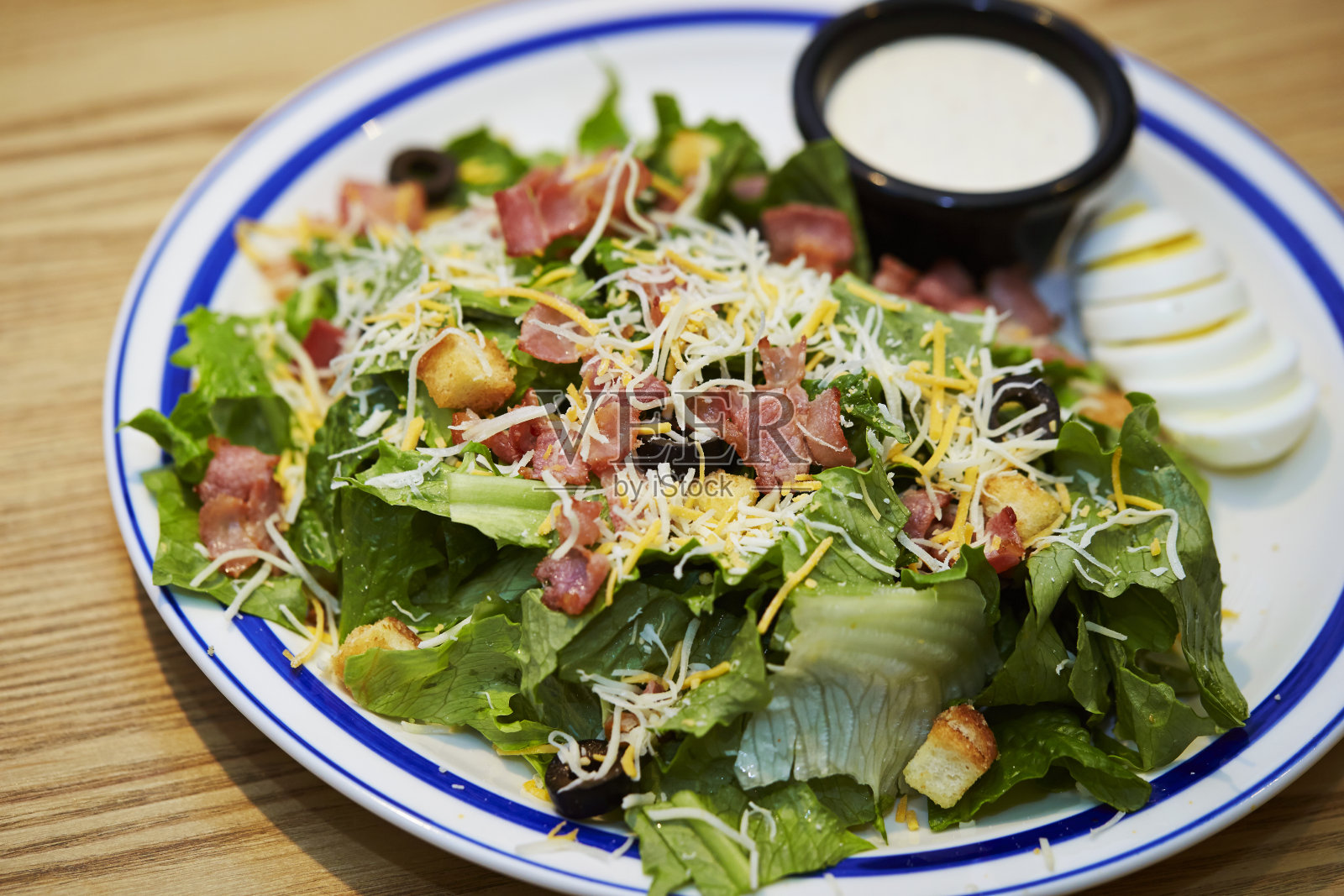 培根芝士沙拉照片摄影图片
