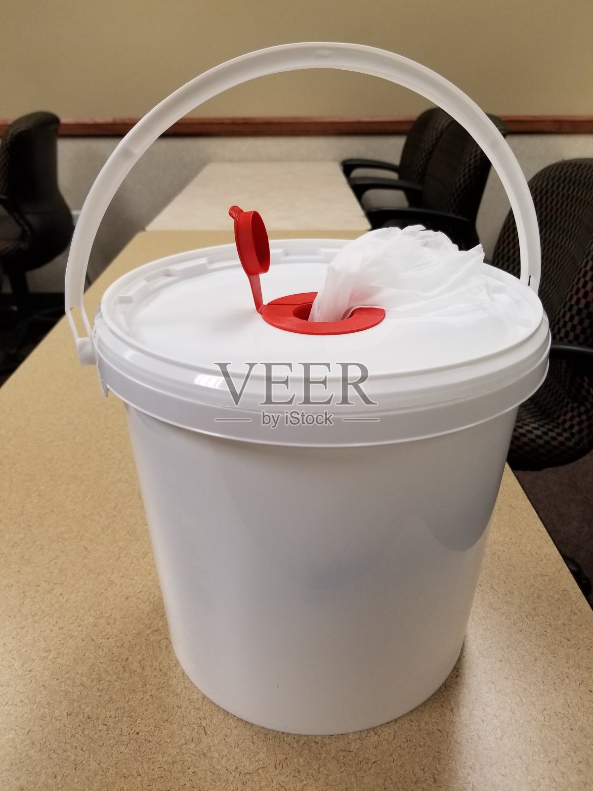 工业尺寸的消毒湿巾分配器照片摄影图片