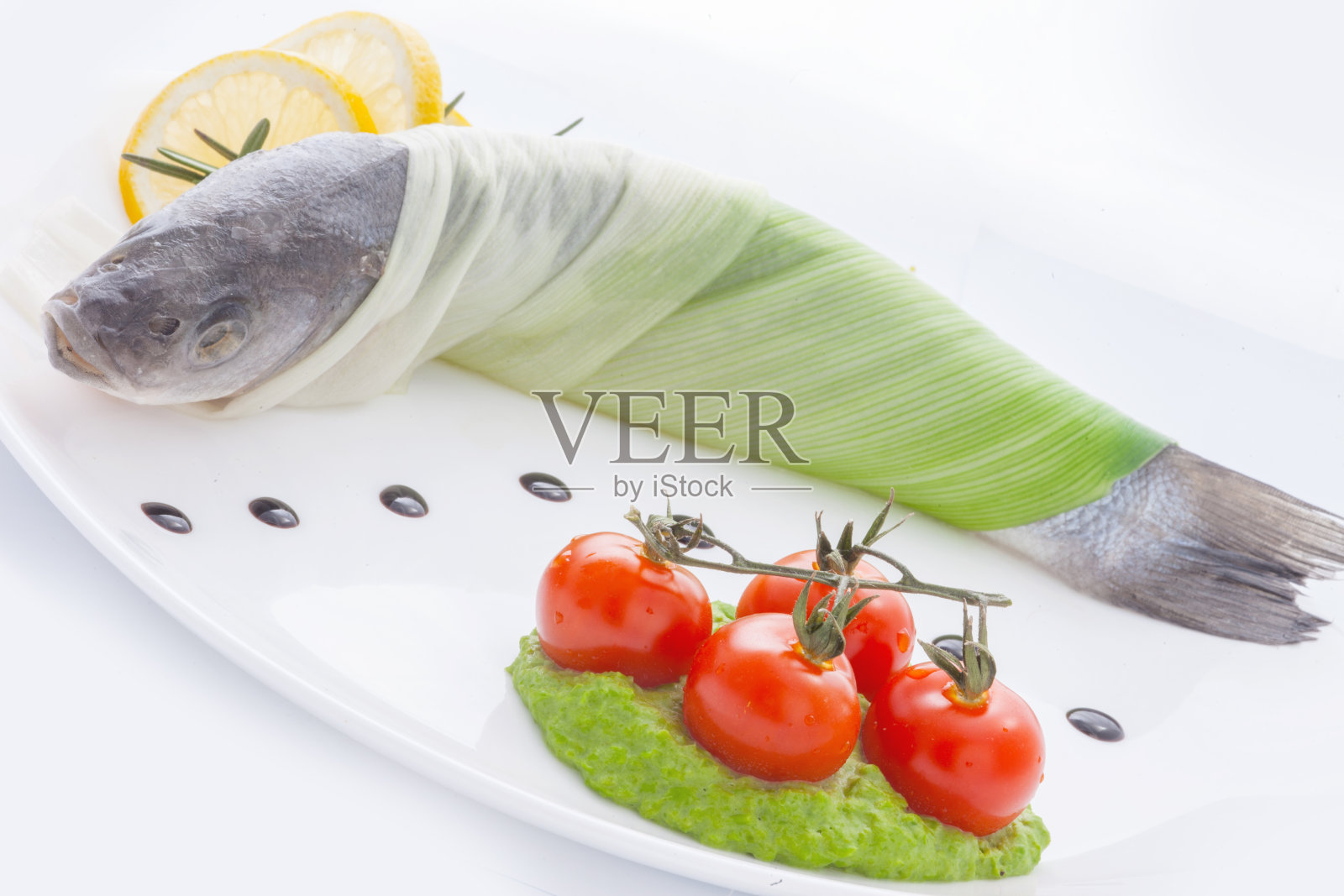 装饰烤鱼照片摄影图片