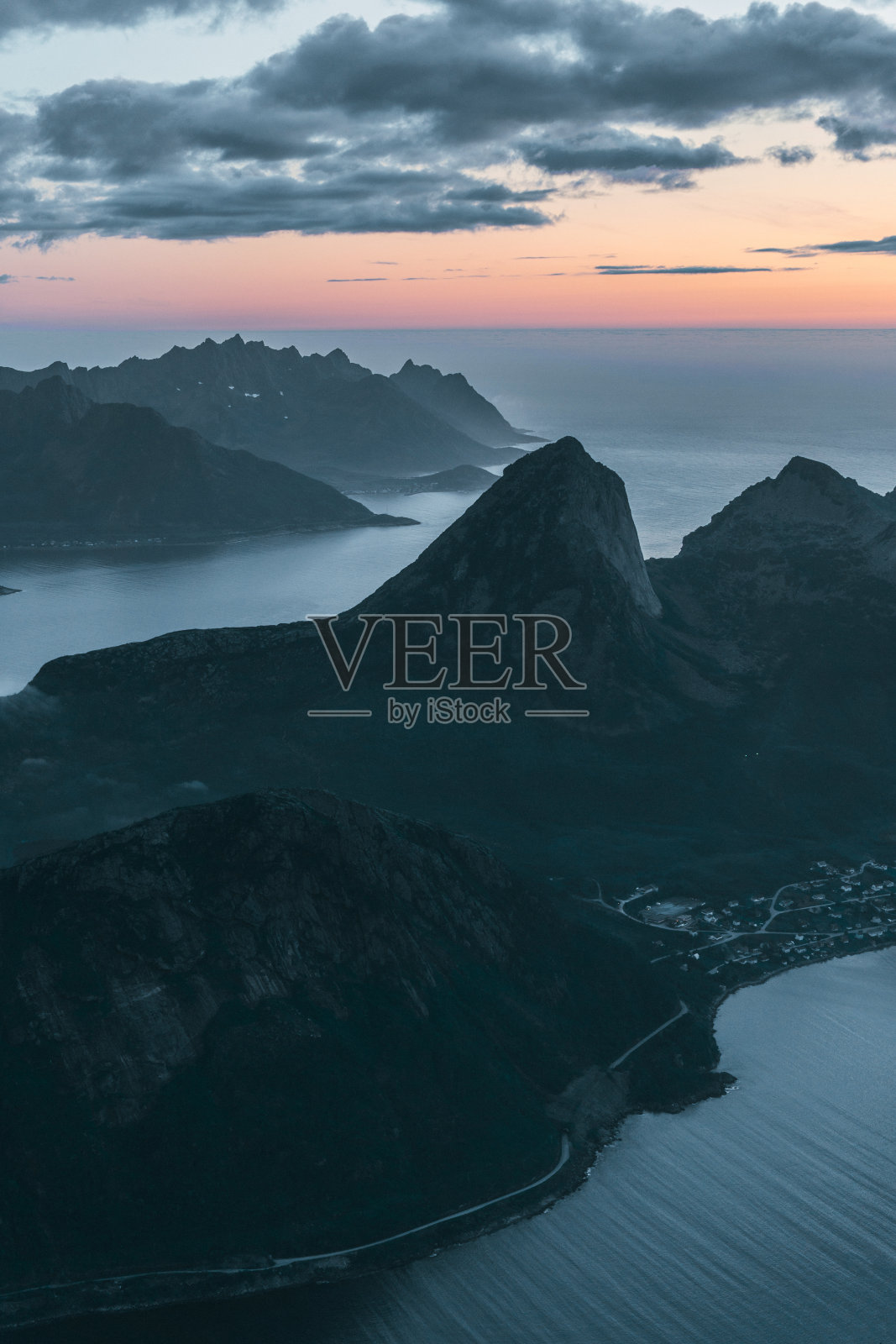 挪威Senja岛的风景照片摄影图片