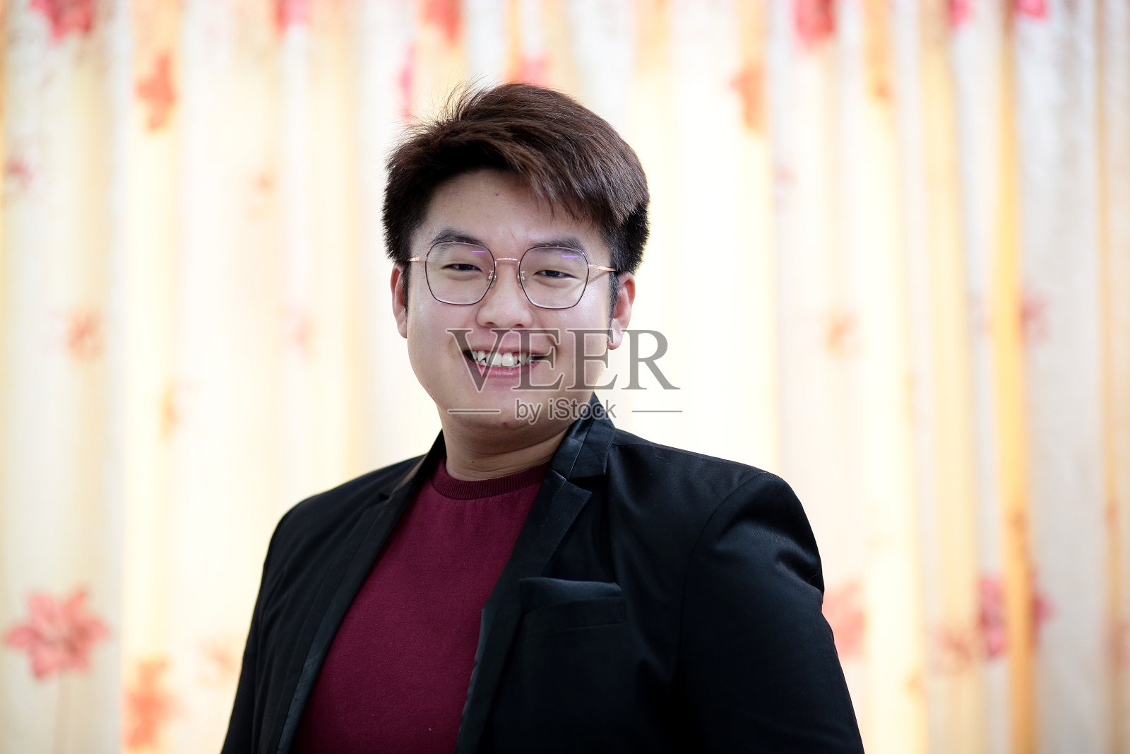 Covid-19:家庭肖像照片摄影图片