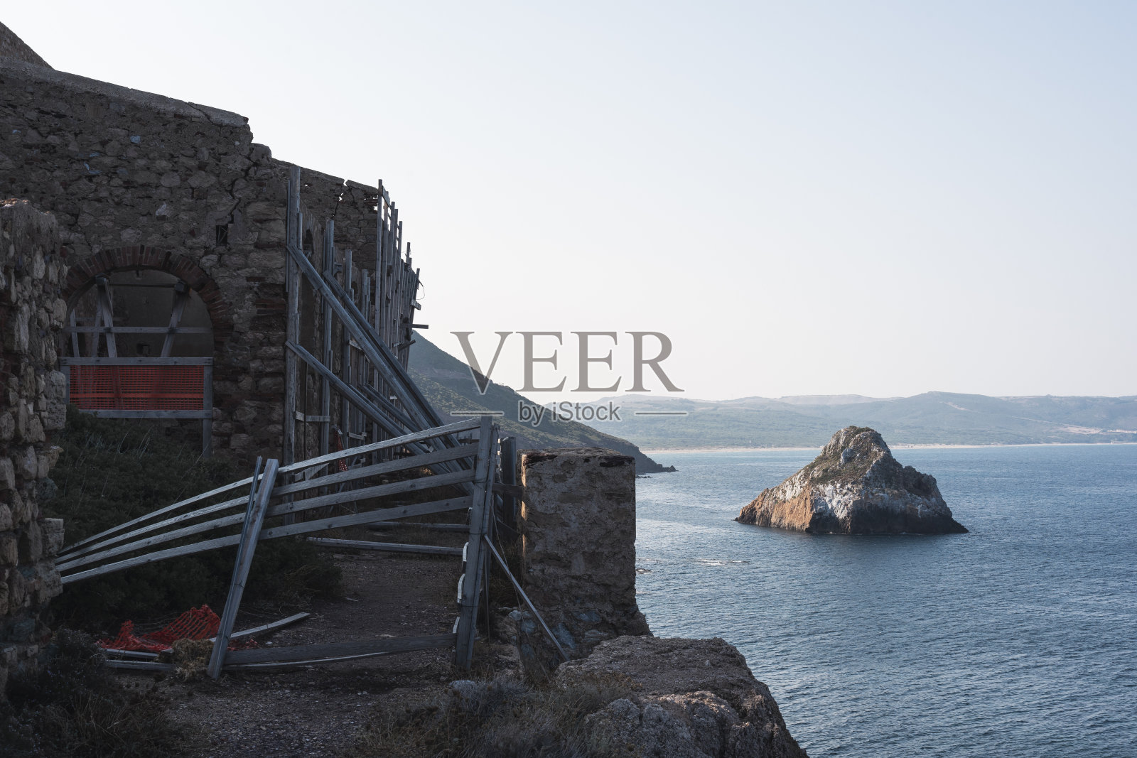 内比达废弃的矿场照片摄影图片