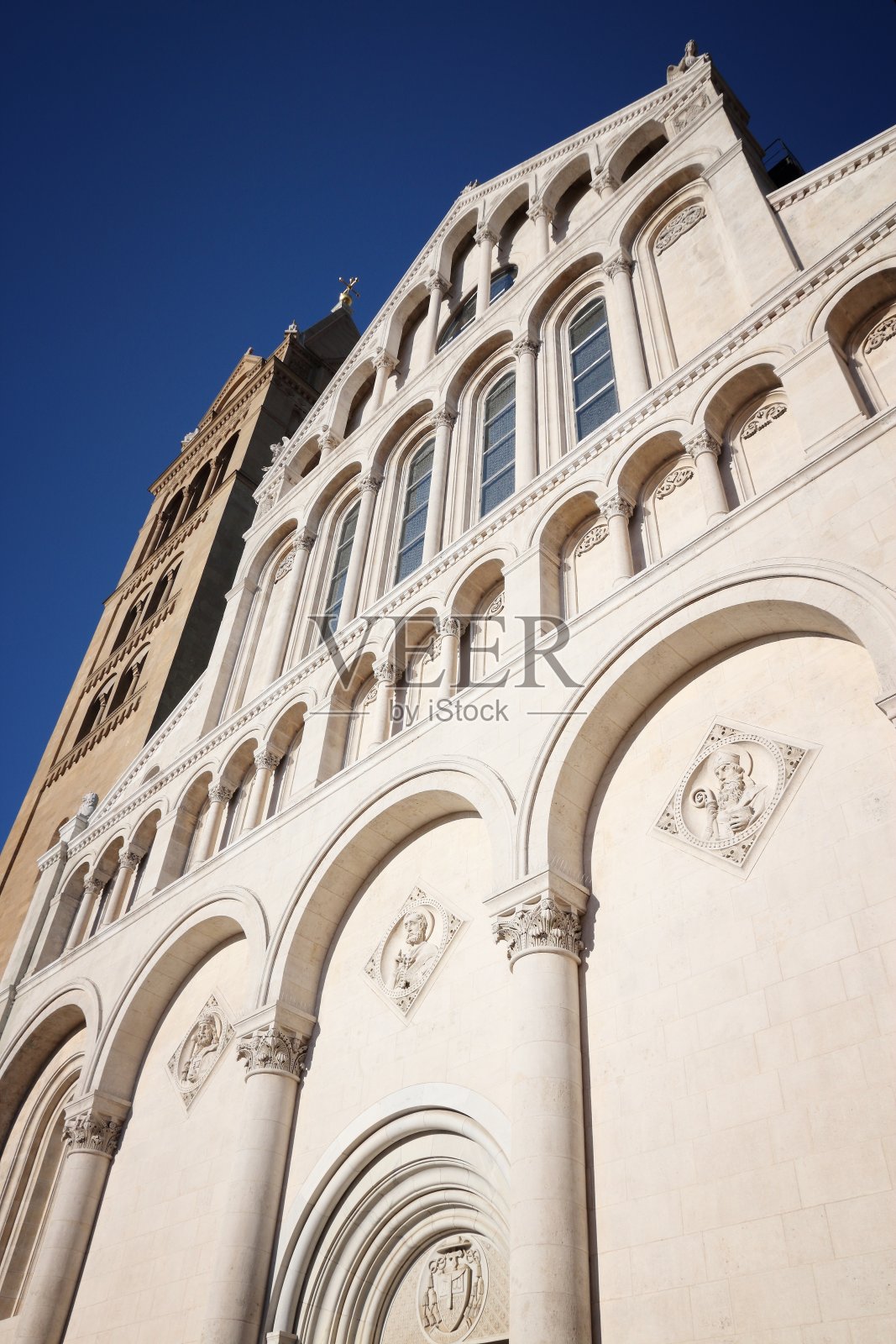 佩奇教堂照片摄影图片