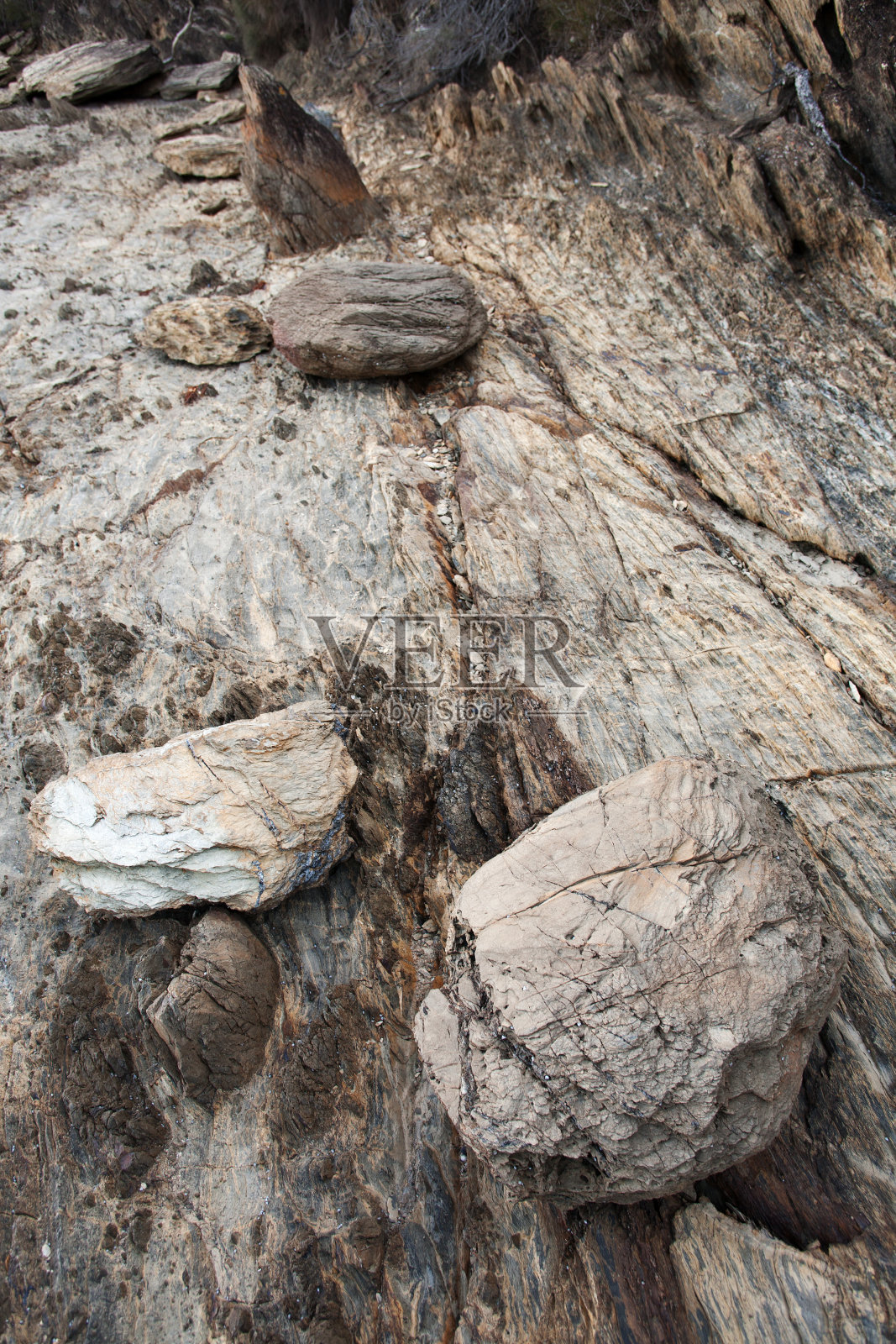 沿海的岩层照片摄影图片