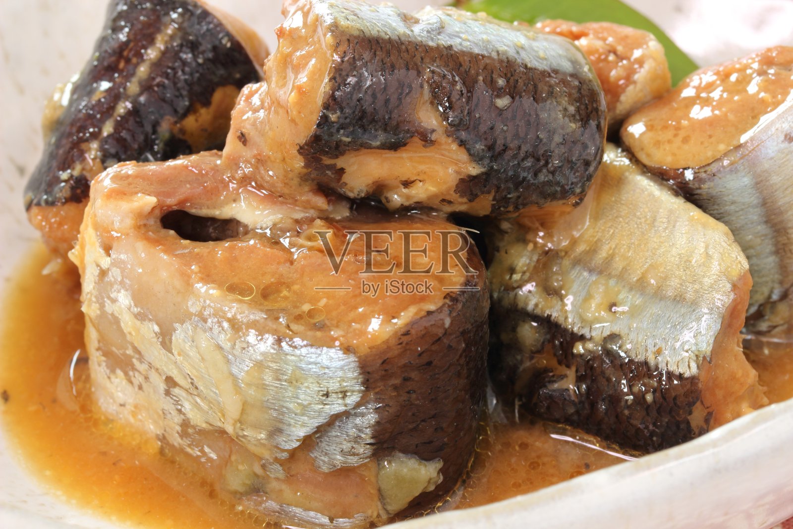 炖味噌鲭鱼照片摄影图片