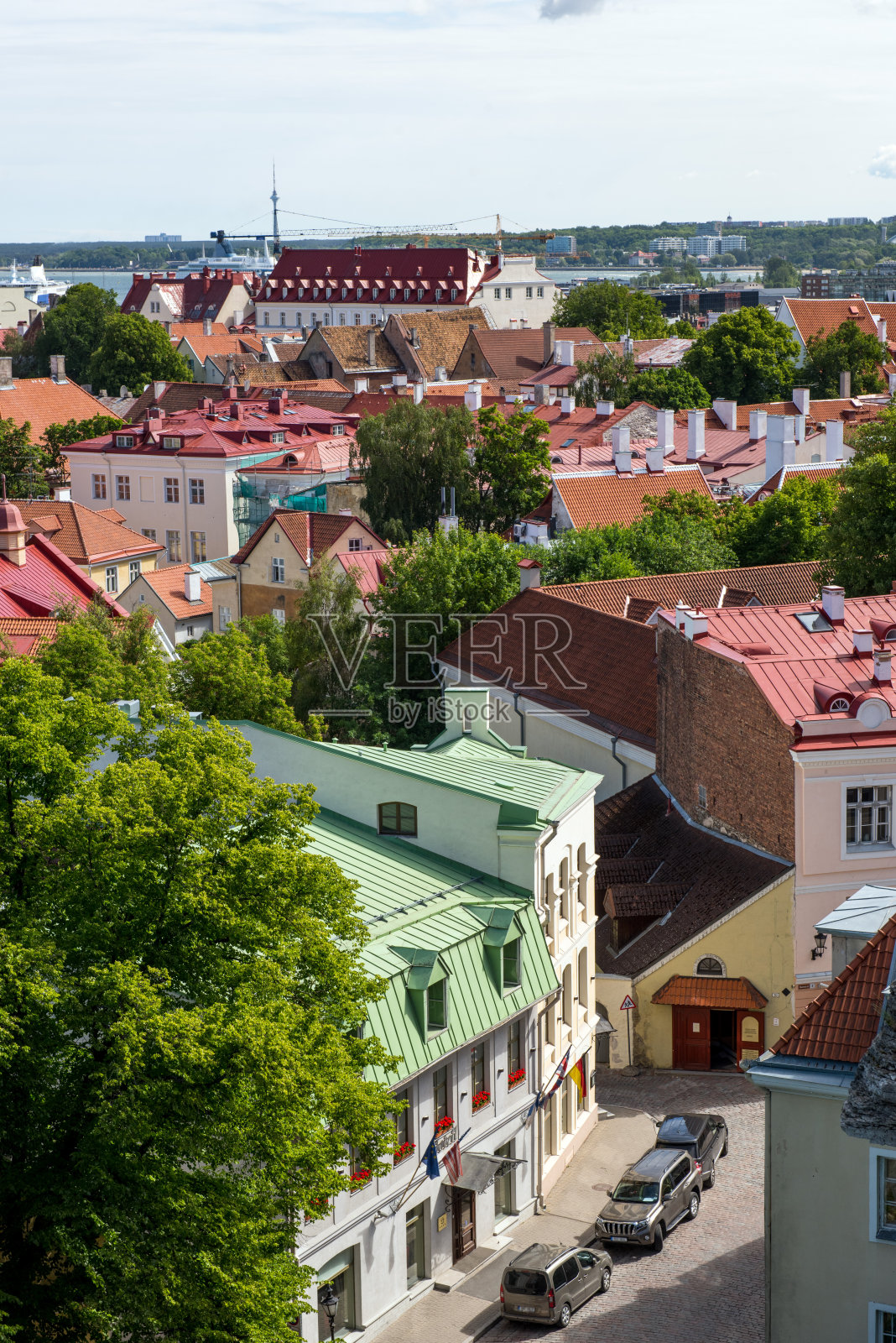 爱沙尼亚塔林老城区的鸟瞰图照片摄影图片