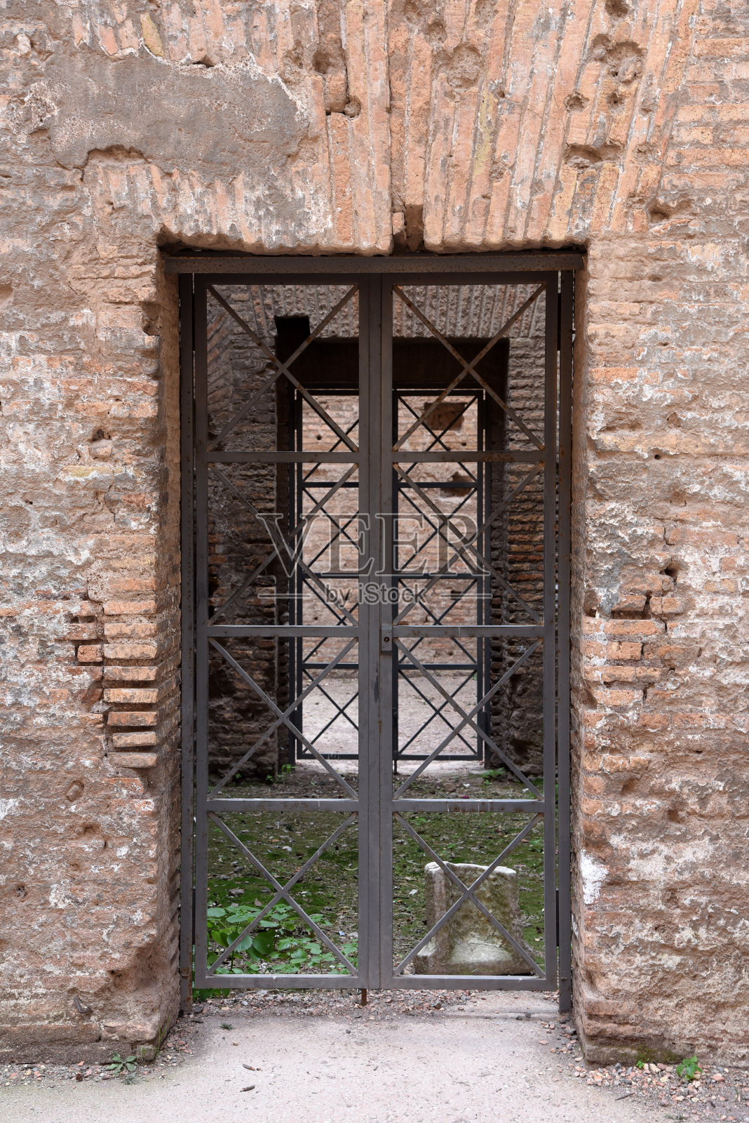 意大利的大门正在进行照片摄影图片