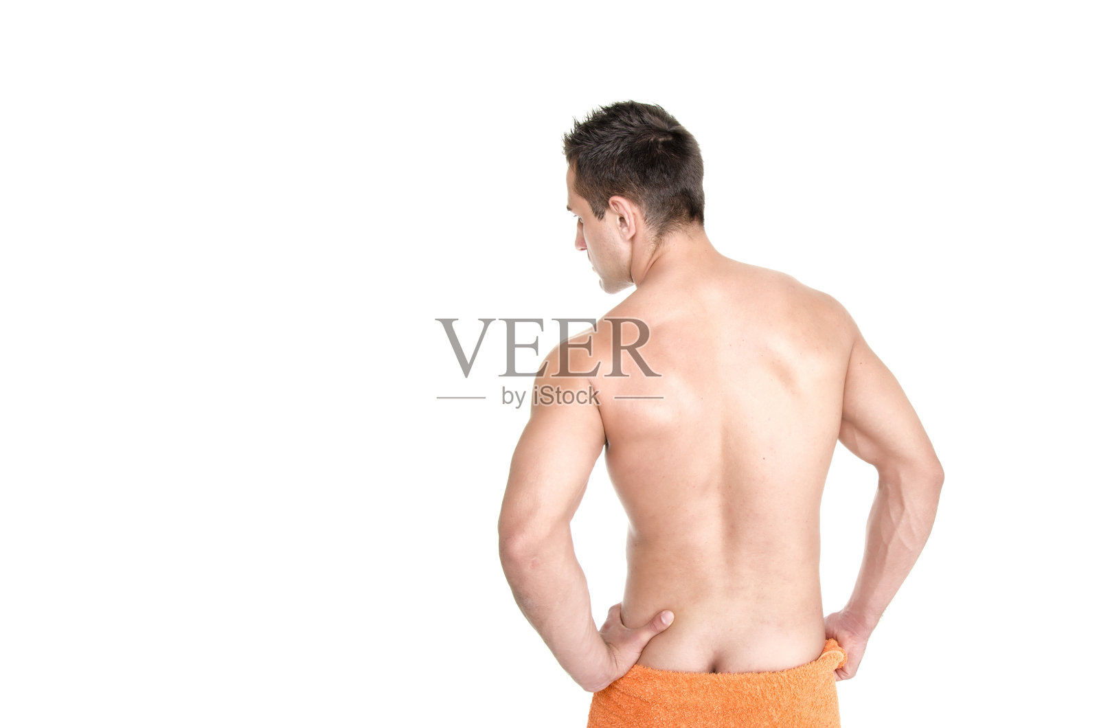 淋浴后的年轻帅哥。照片摄影图片