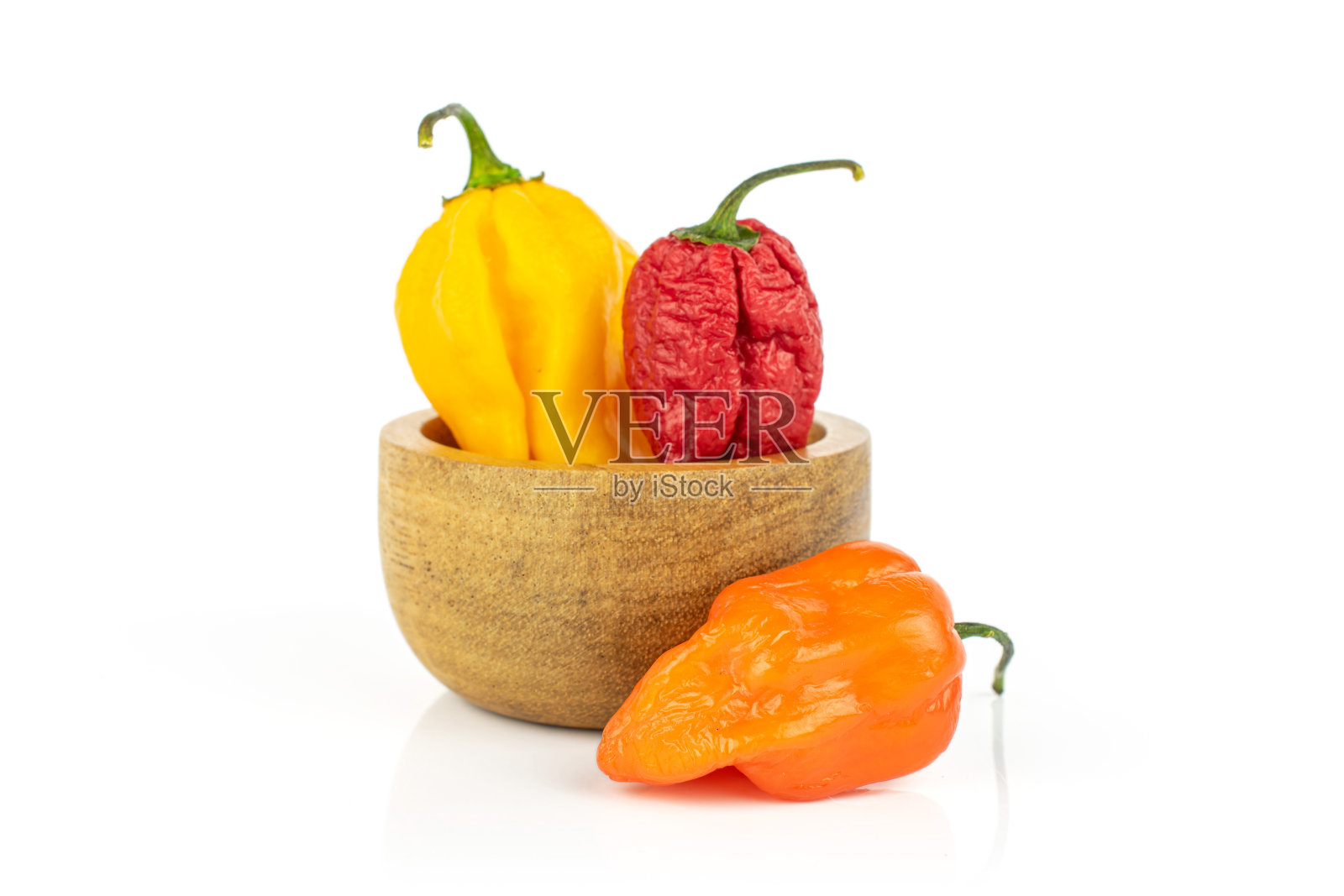 辣椒孤立在白辣椒上照片摄影图片