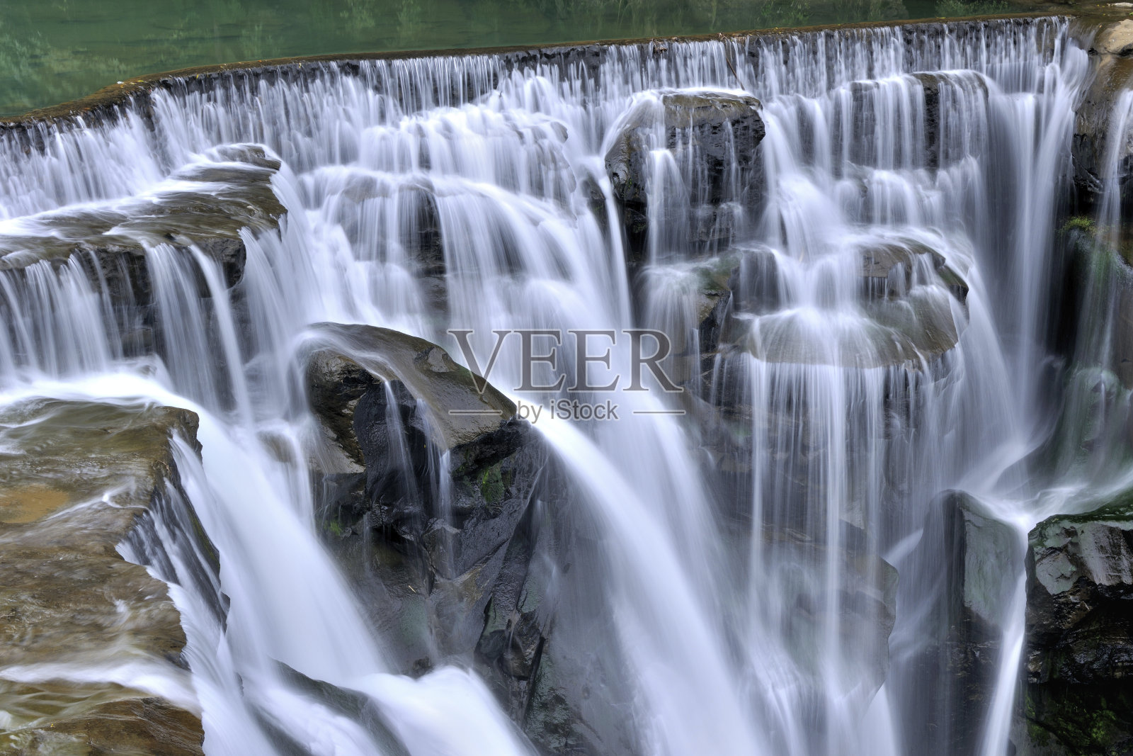 台湾新北市狮分瀑布照片摄影图片