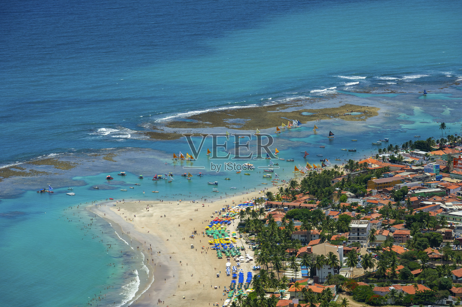 加林纳斯港海滩，伊波茹卡照片摄影图片