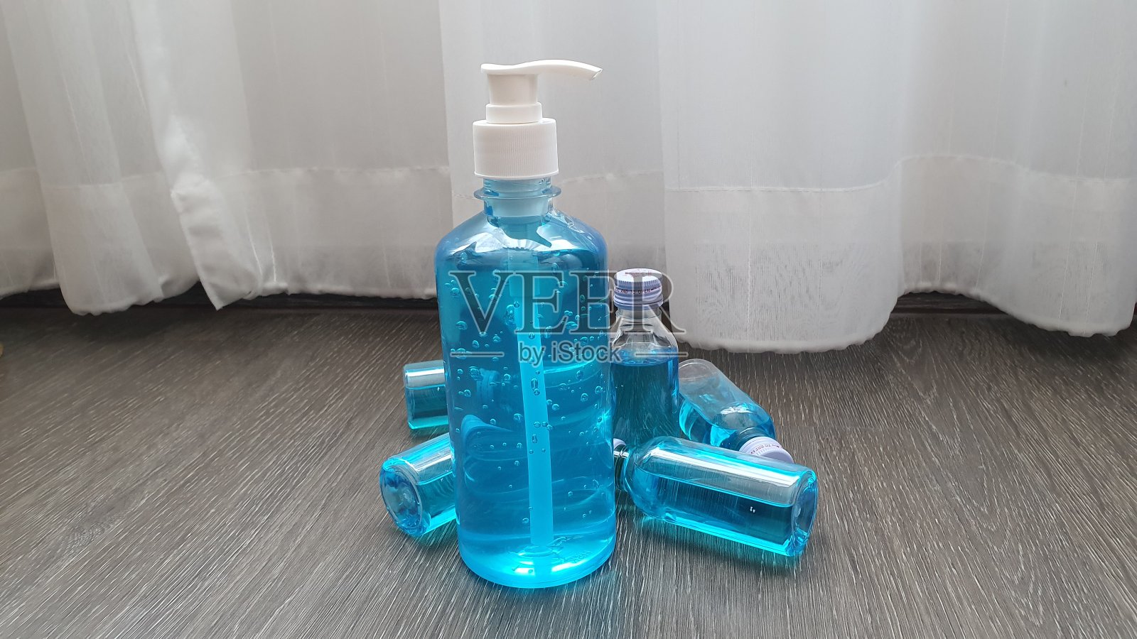 酒精水和消毒剂凝胶照片摄影图片