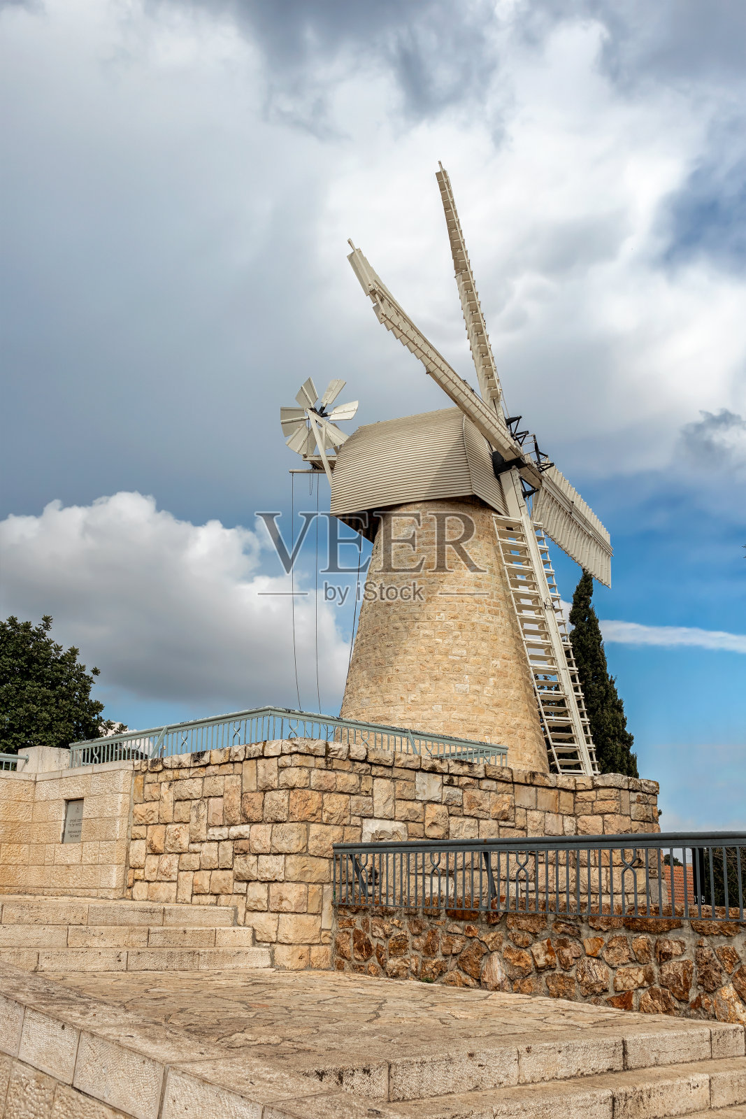 耶路撒冷蒙特菲奥雷风车照片摄影图片