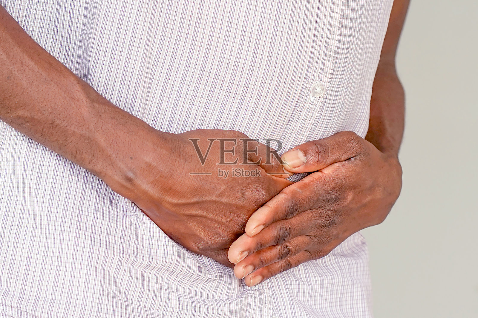 非洲男人腹痛照片摄影图片