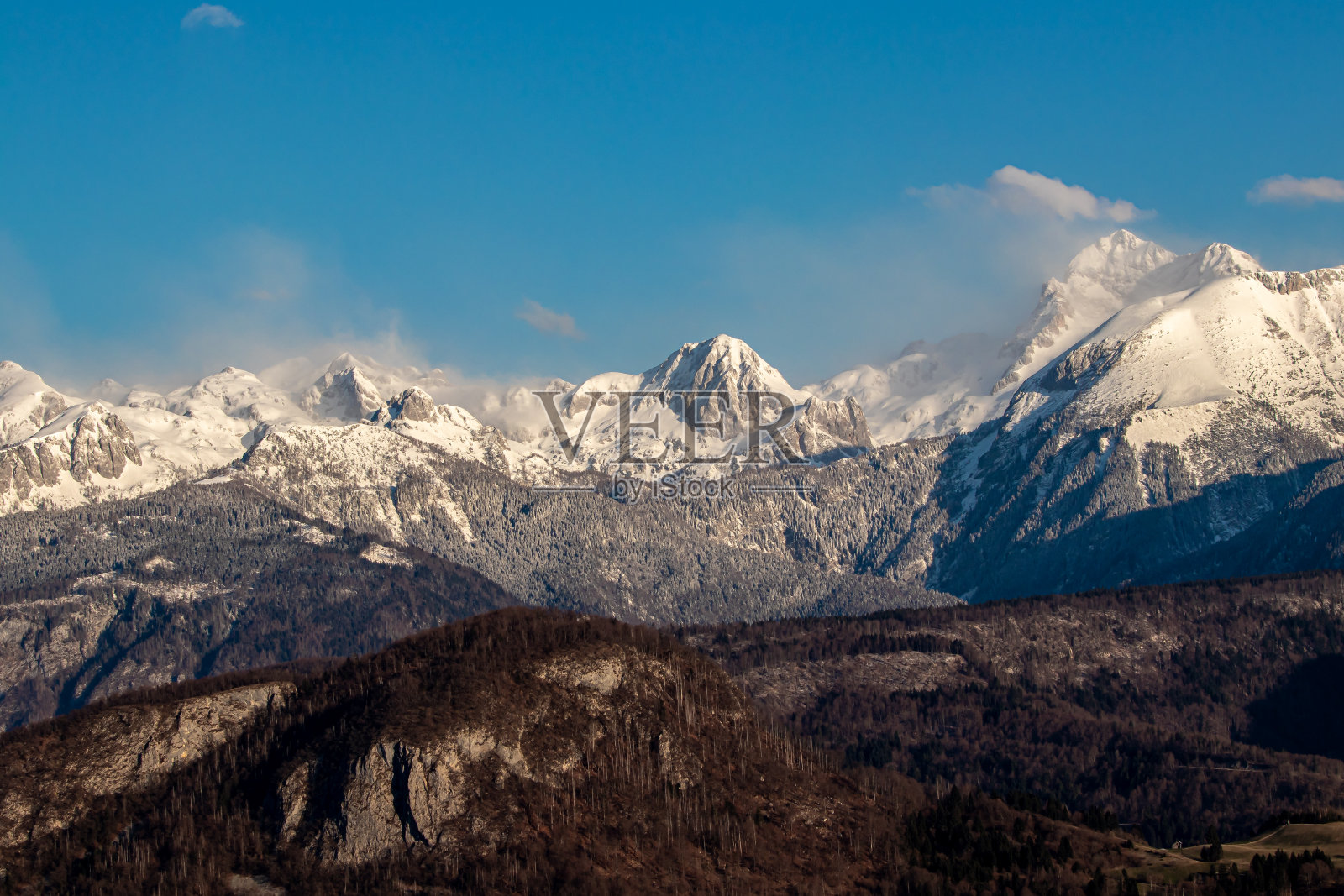 Bohinj山谷和Triglav山照片摄影图片