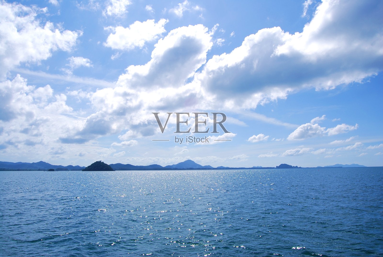 泰国的大海。照片摄影图片