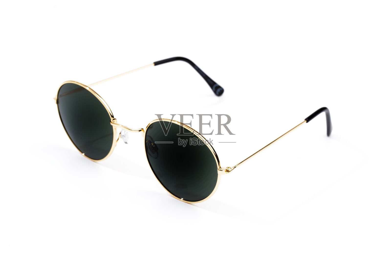 黑色圆形太阳镜孤立在白色背景照片摄影图片