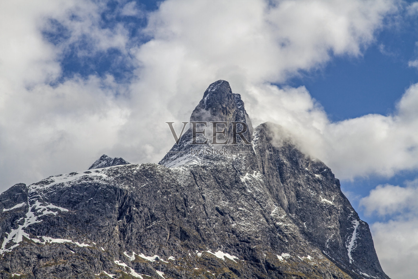 劳马山谷强大的罗姆斯达尔洪照片摄影图片