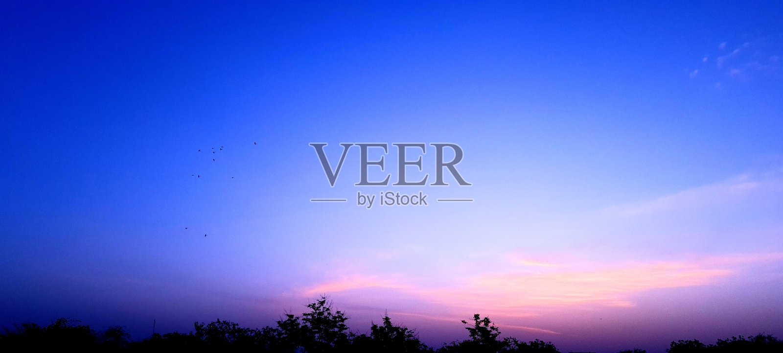 早上蓝调照片摄影图片