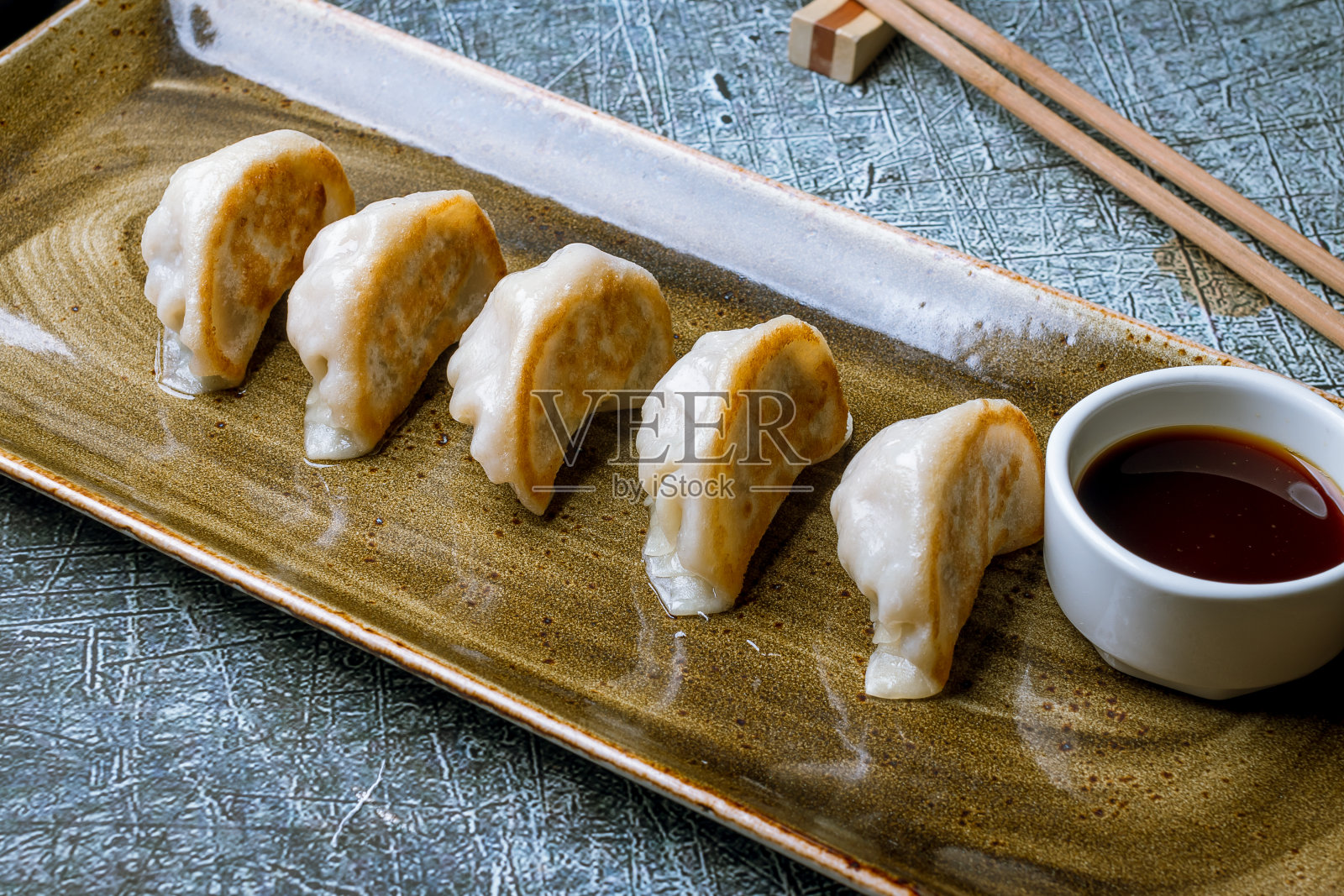 酱炸腊八粥照片摄影图片