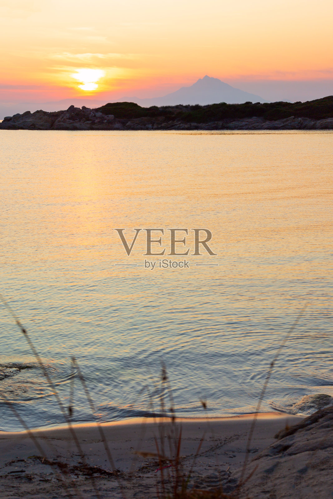 希腊圣山阿陀斯的日出照片摄影图片