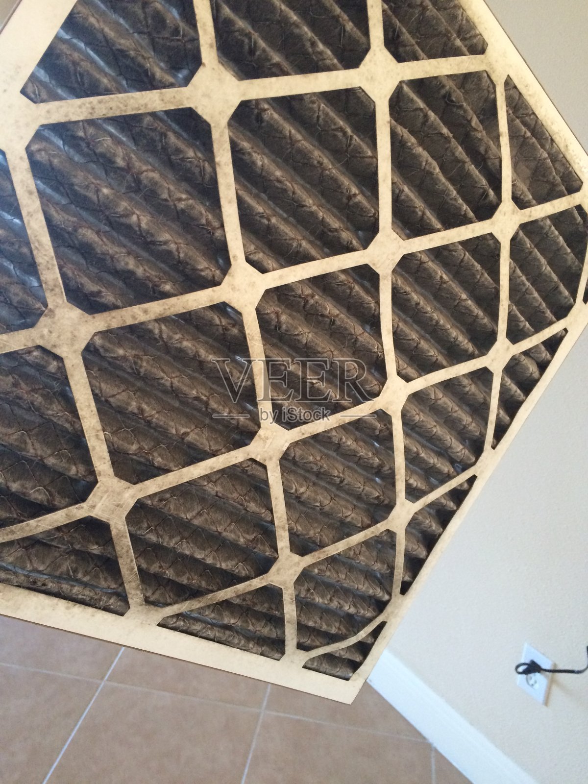 更换空气滤清器的时间到了照片摄影图片