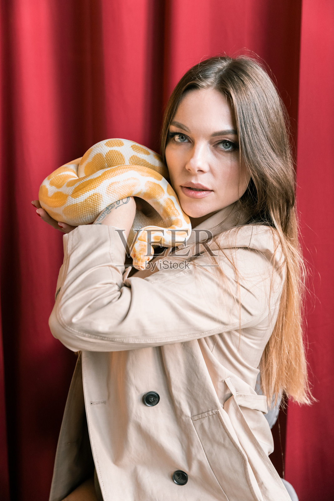 性感女人的肖像照片摄影图片