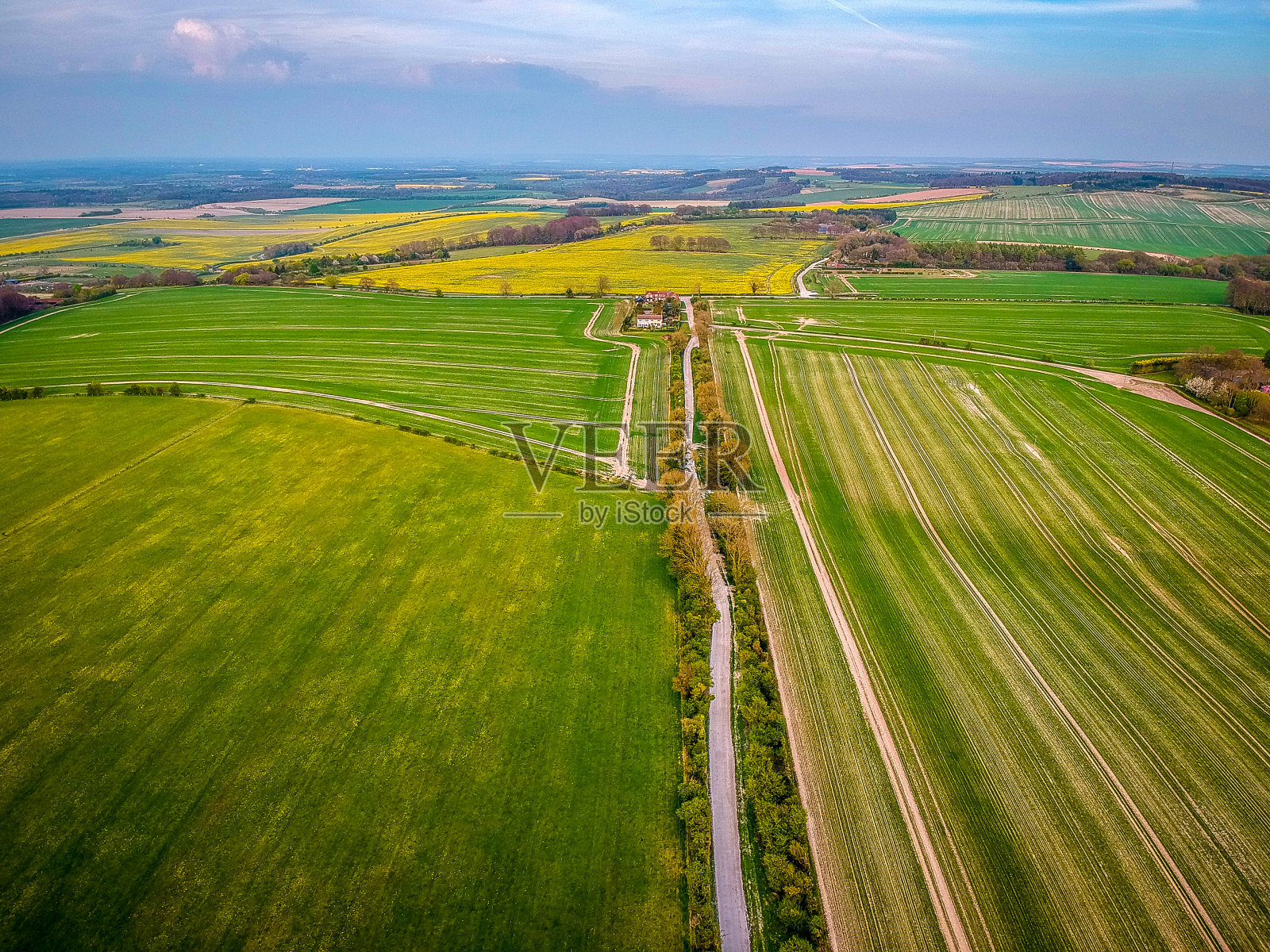 2020年4月缺少数量照片摄影图片