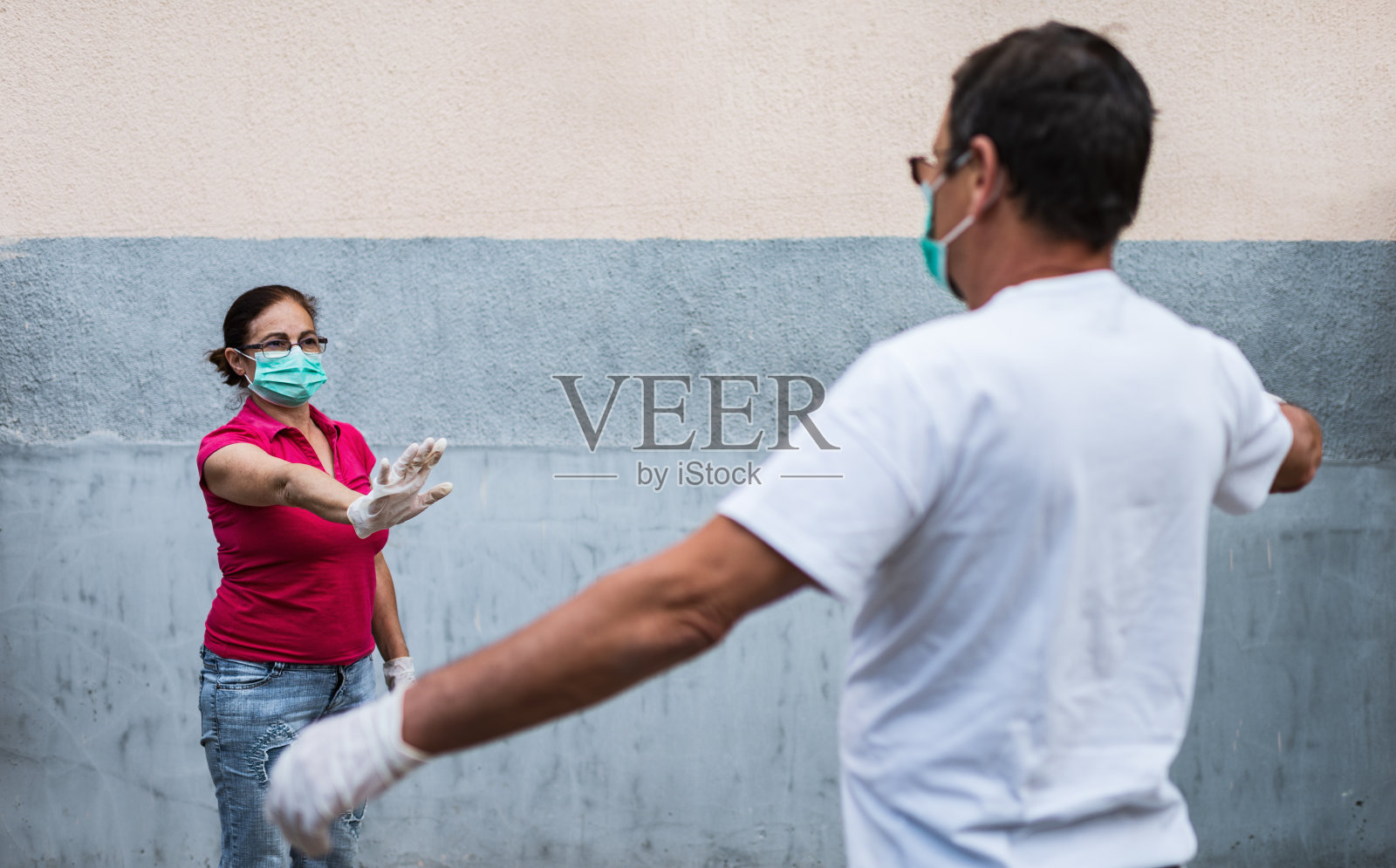 两米的距离,谢谢!照片摄影图片