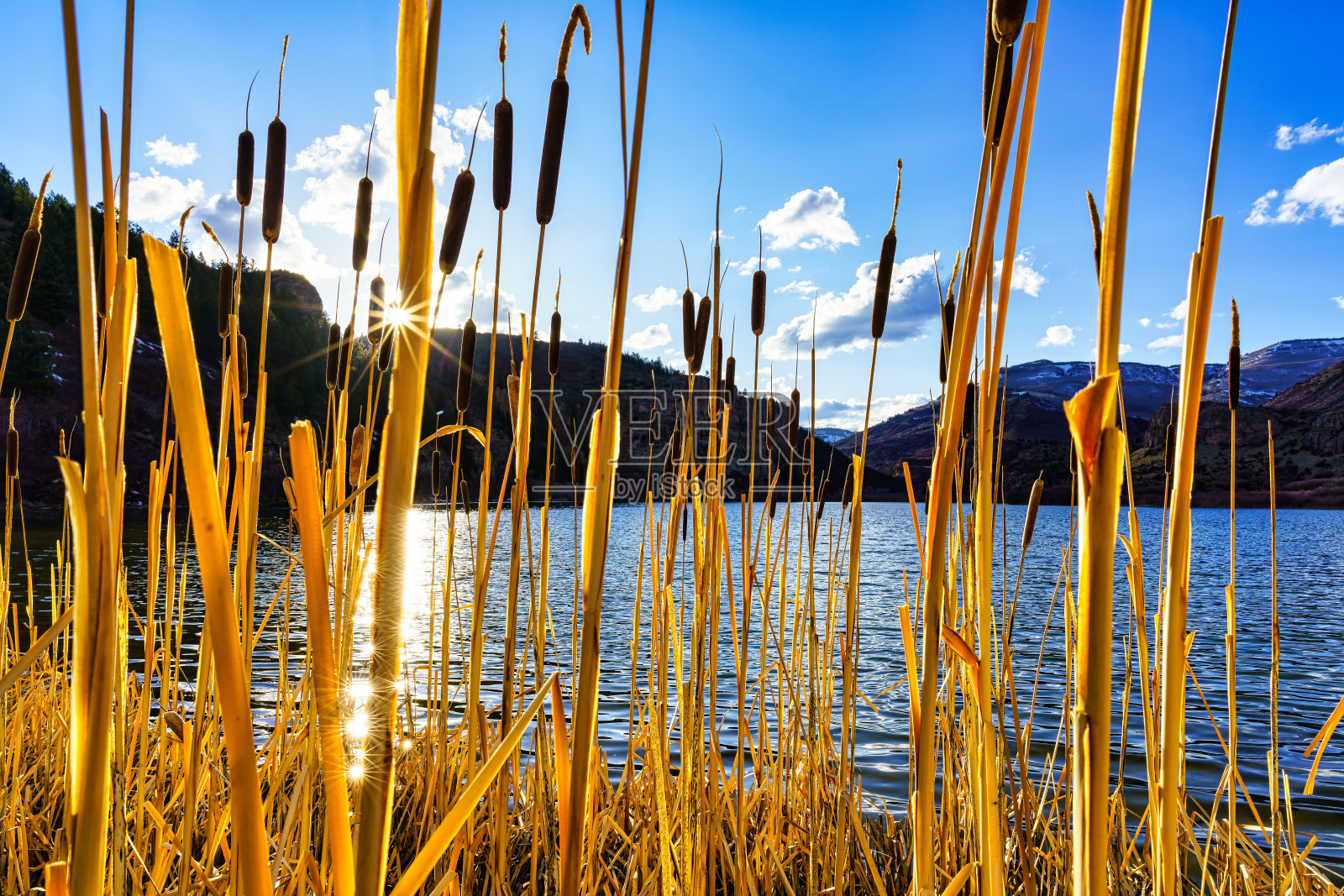 日落与星星山湖风景照片摄影图片
