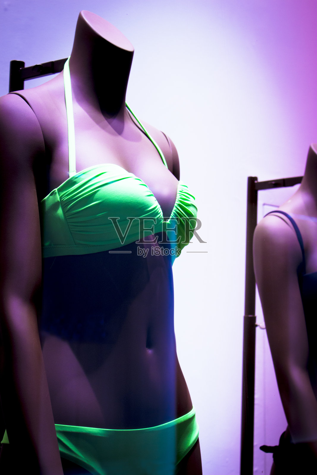 颜色女性模特在泳衣。没有人照片摄影图片