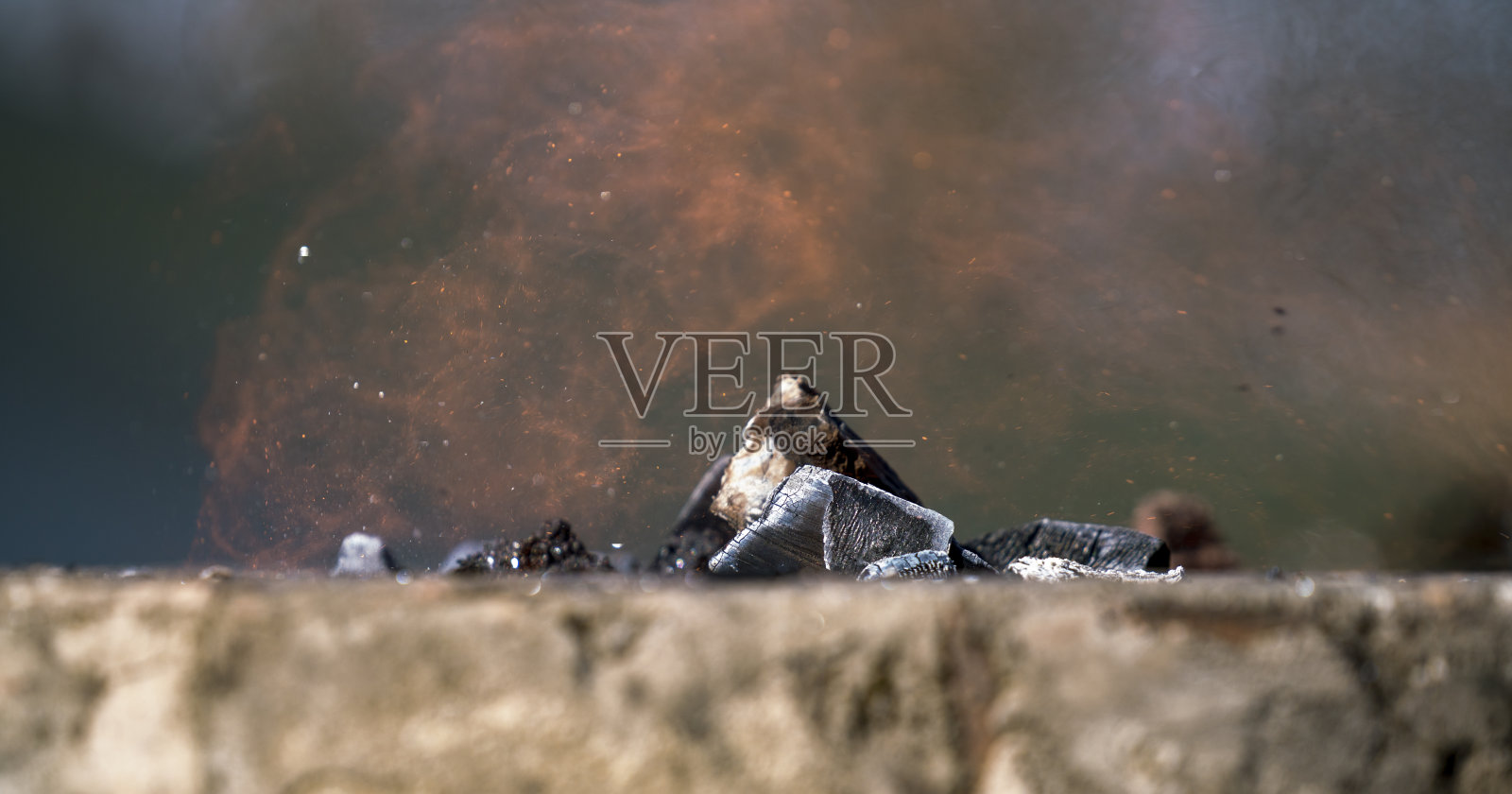 铁匠在工作照片摄影图片