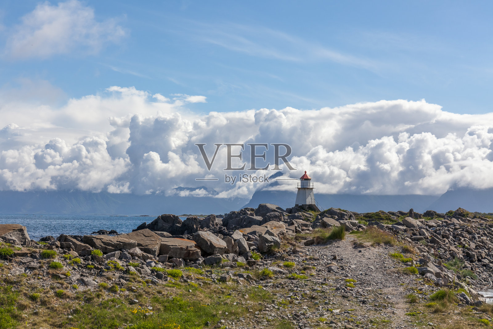 夏天在美丽的挪威旅游。周末旅行,度假。斯堪的纳维亚国家，选择性关注照片摄影图片