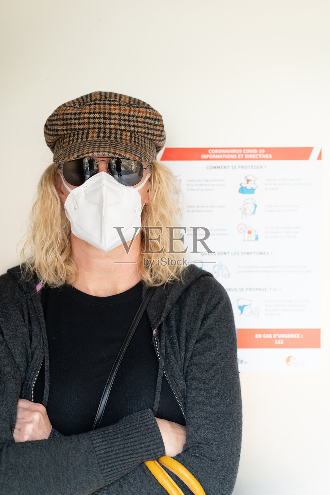 在新冠肺炎期间前往农贸市场照片摄影图片