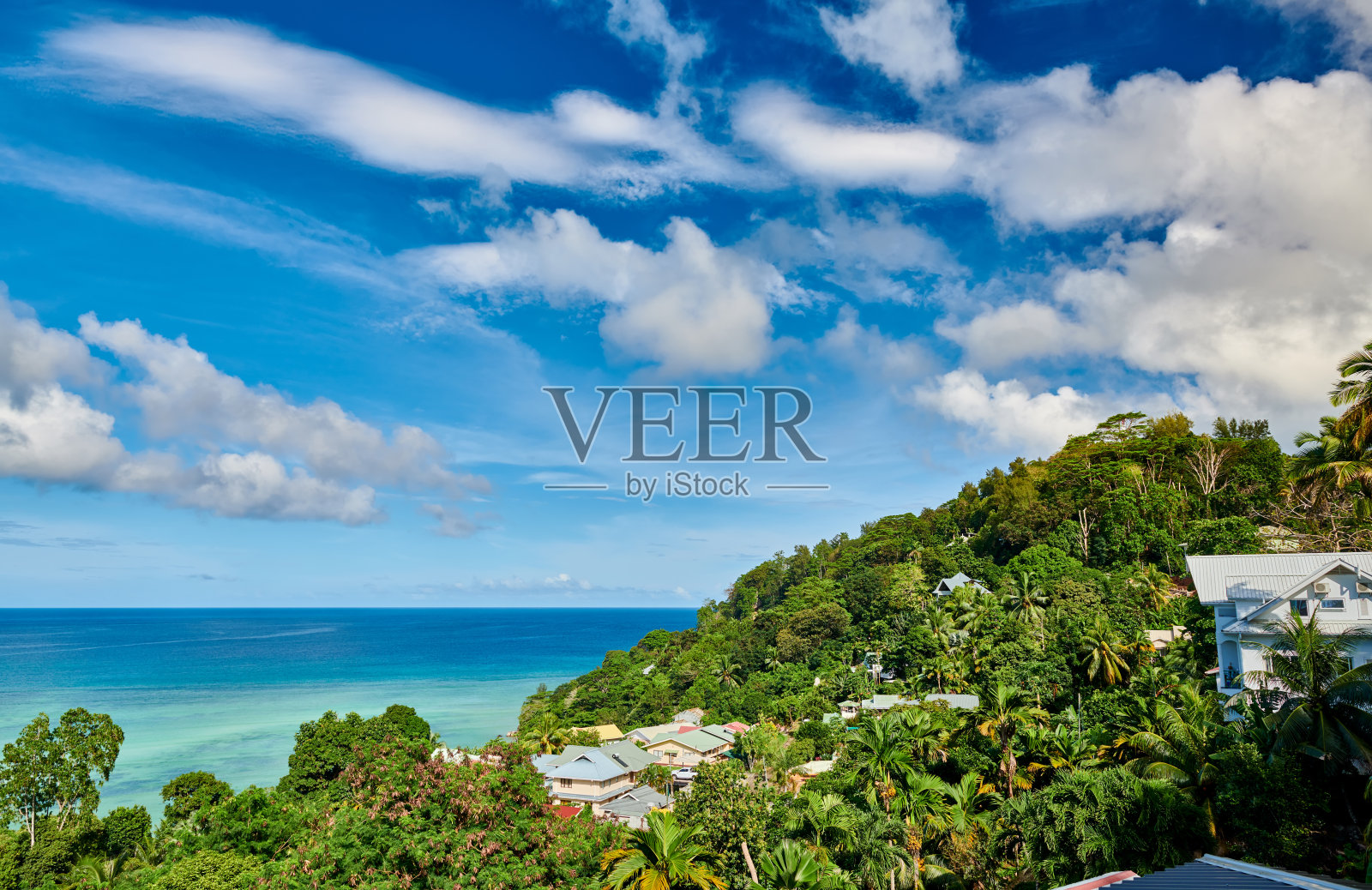 俯瞰塞舌尔湾，马埃岛照片摄影图片