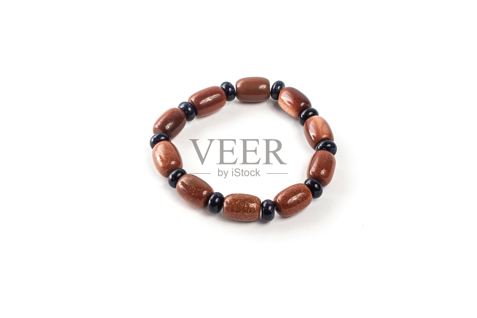 砂石手镯在白色背景孤立照片摄影图片